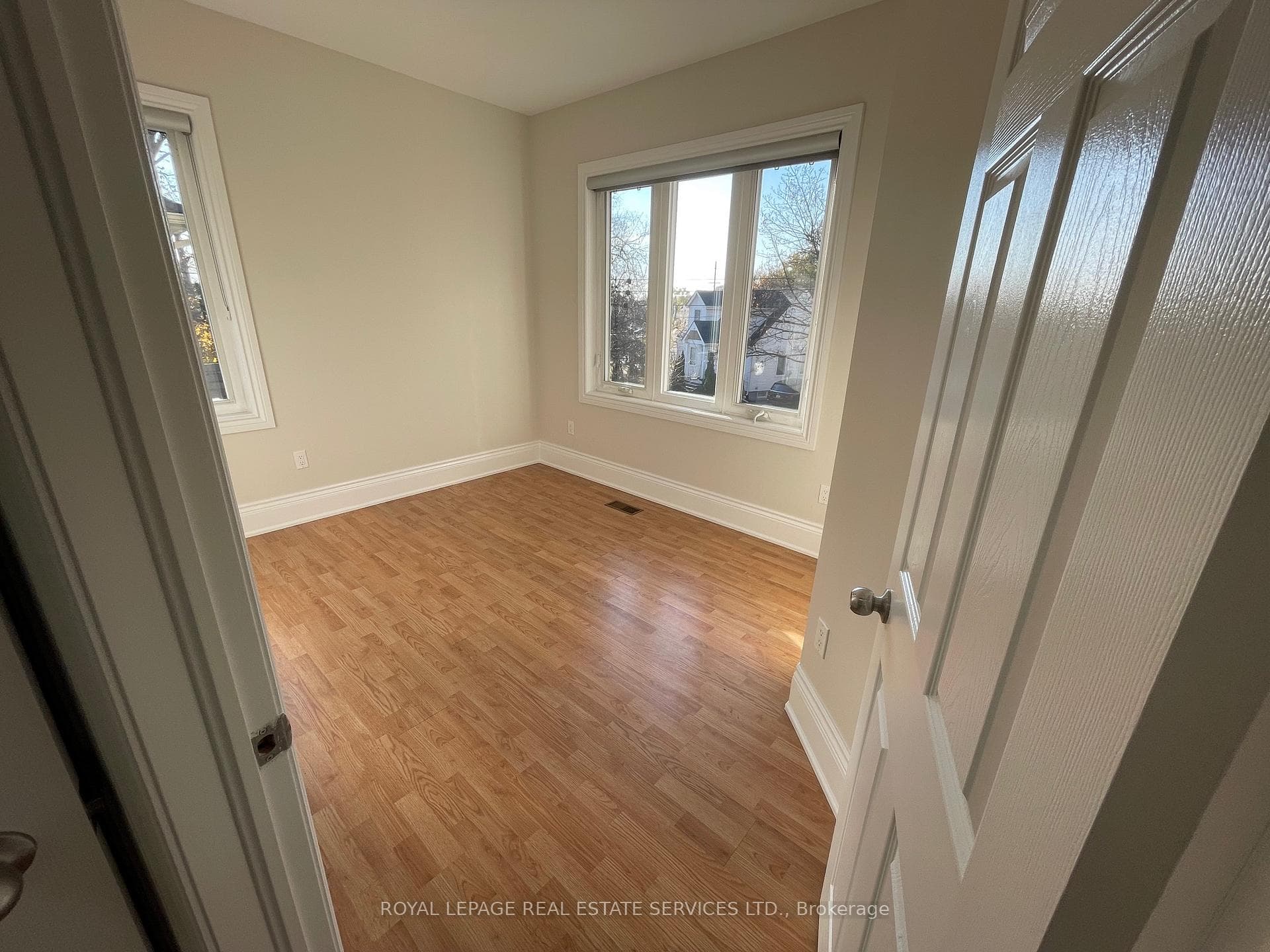 11 Uno Drive photo 16