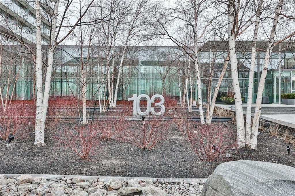 103 THE QUEENSWAY N/A Unit 1416 photo 2
