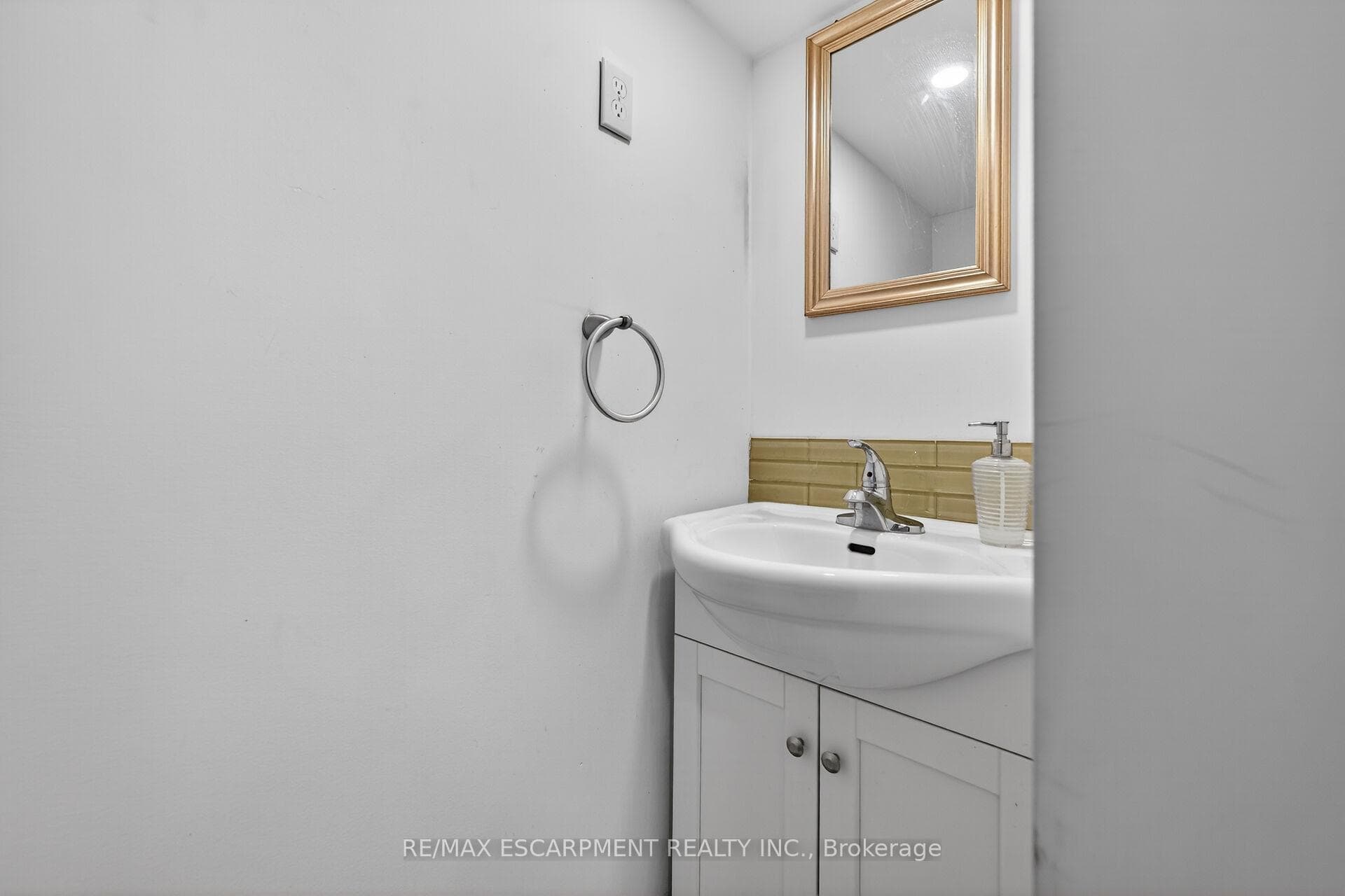 1675 Upper Gage Avenue Unit 47 photo 32