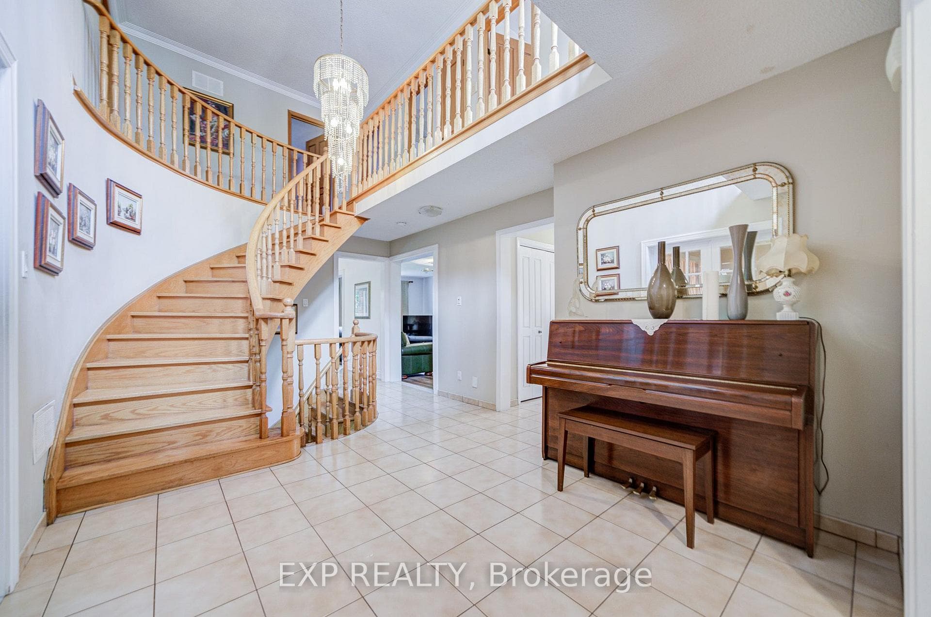 46 Eden Avenue photo 5