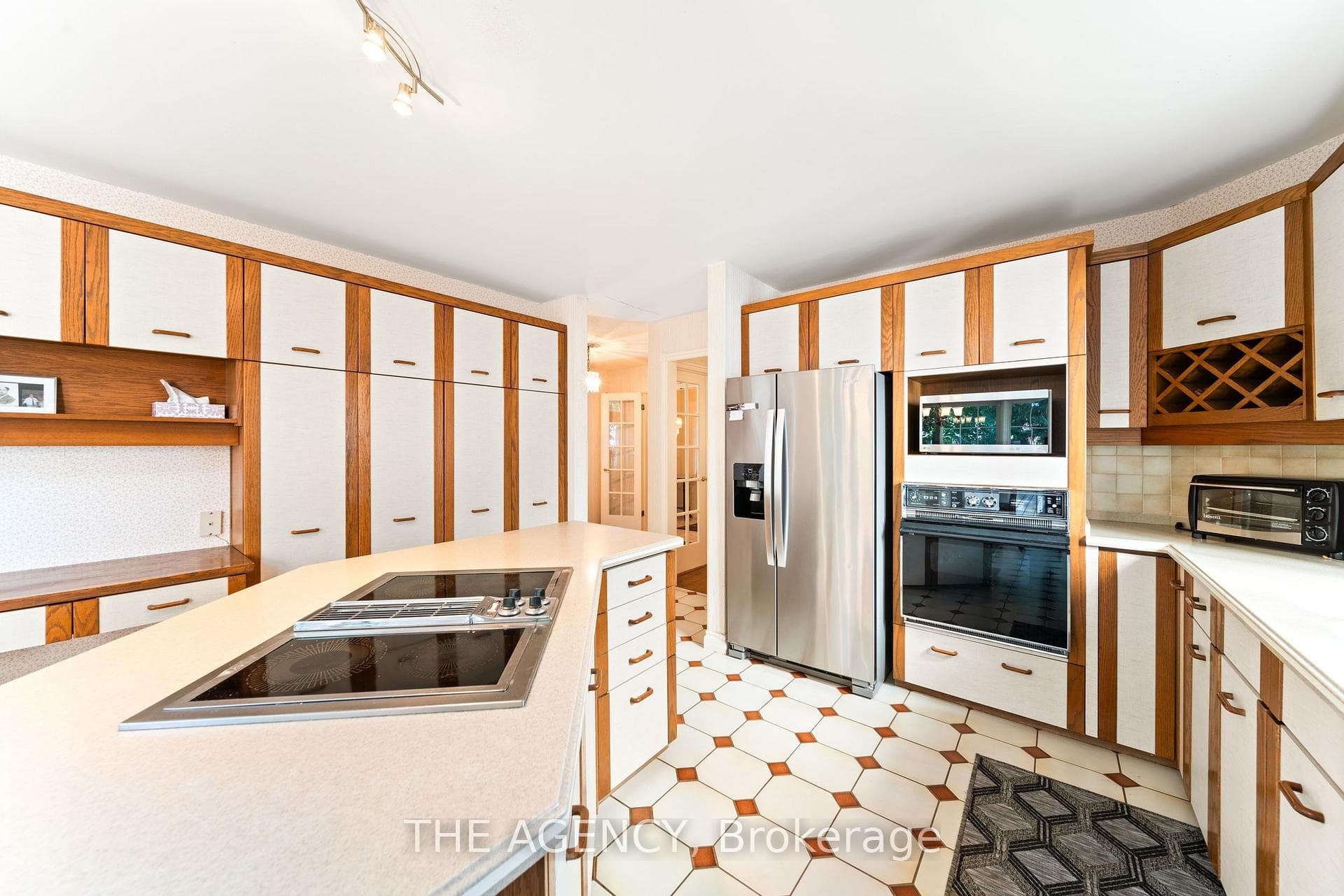 462 Winchester Drive photo 8