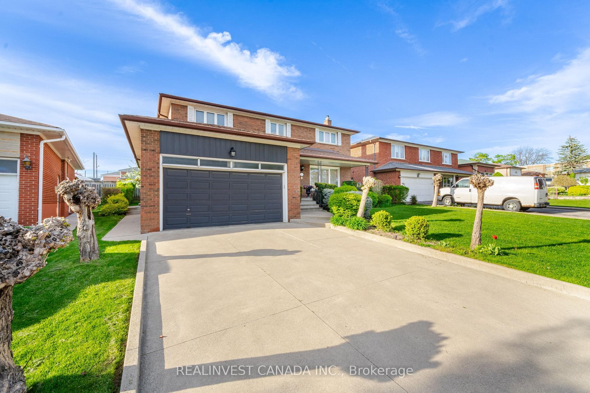 24 Tonon Drive photo 3