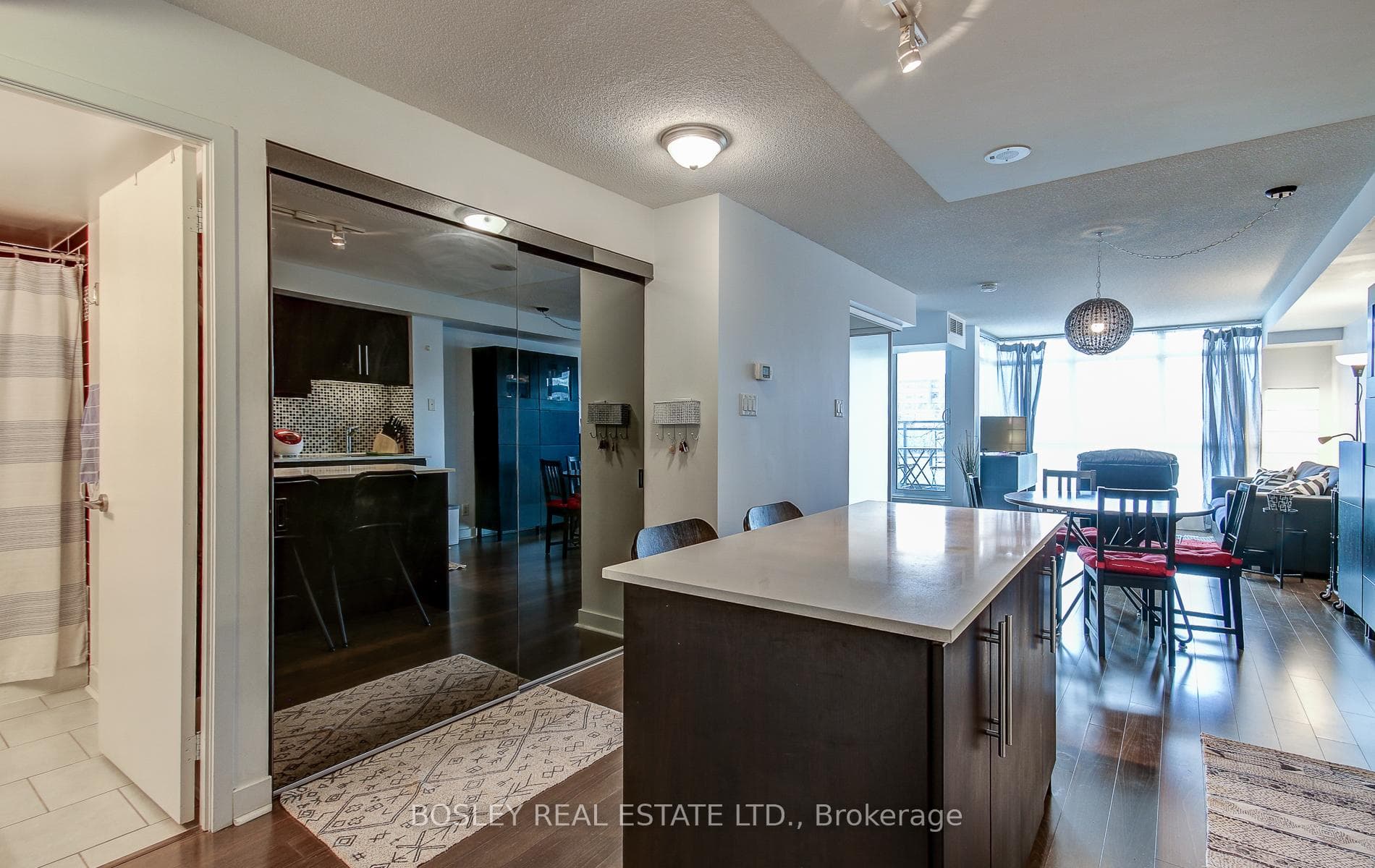 1171 Queen Street Unit 412 photo 7