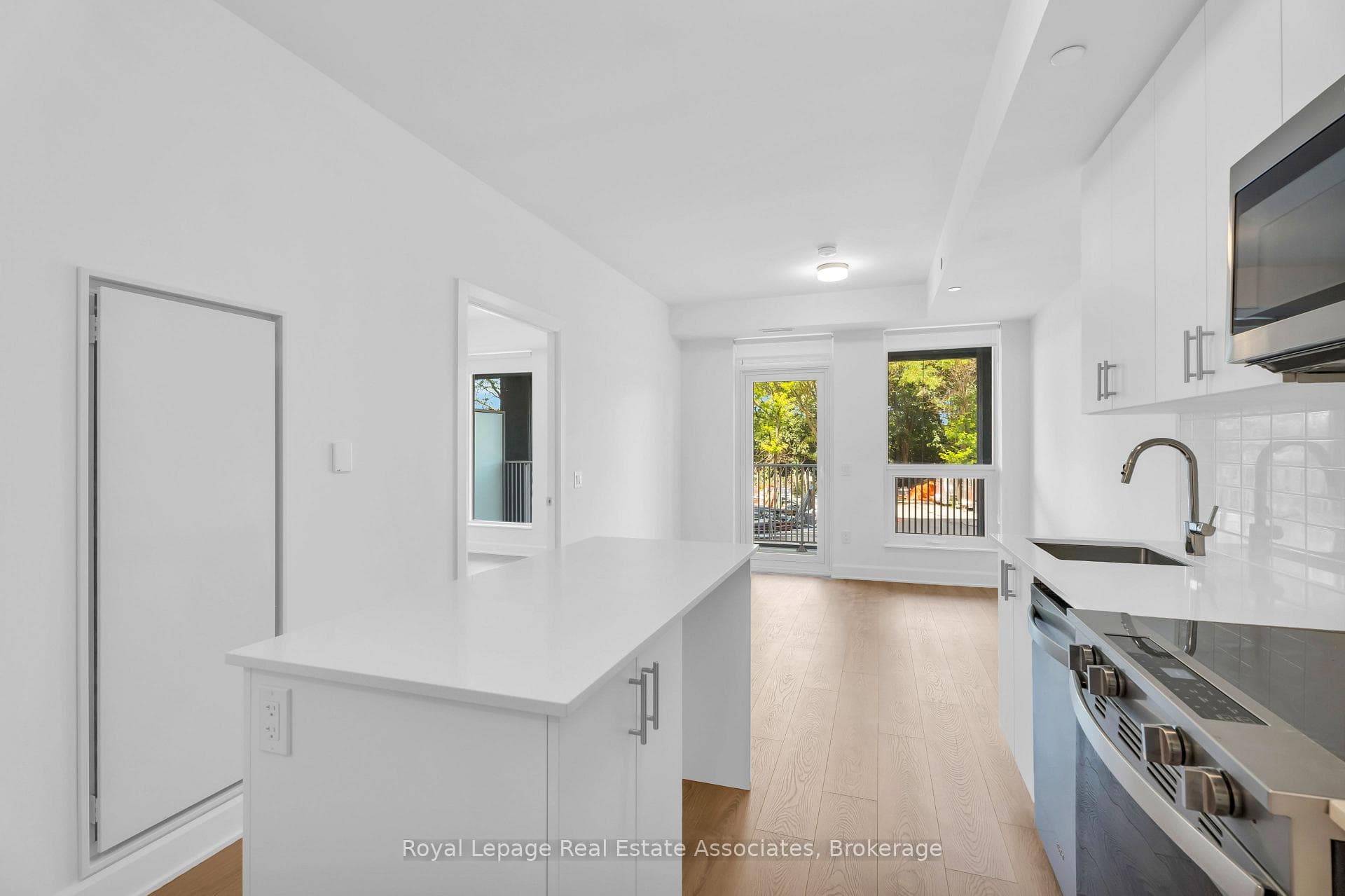 3240 William Coltson Avenue Unit 216 photo 12