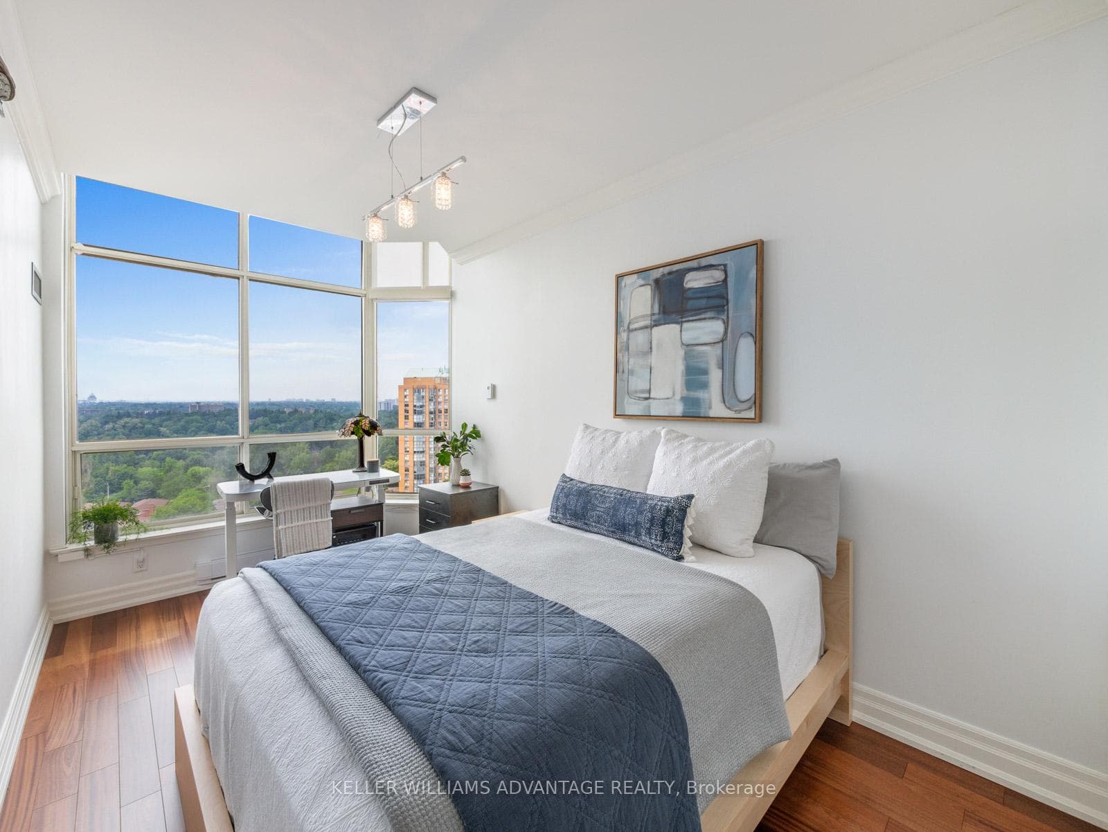 20 Guildwood Parkway Unit PH 15 photo 10
