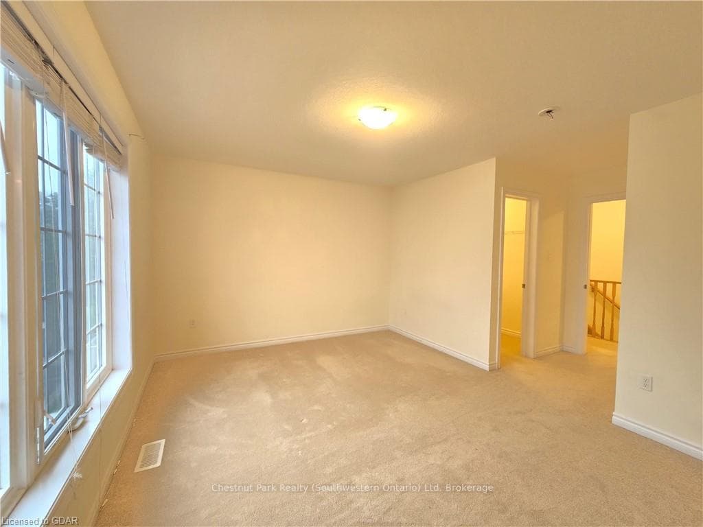 88 DECORSO Drive Unit 41 photo 16