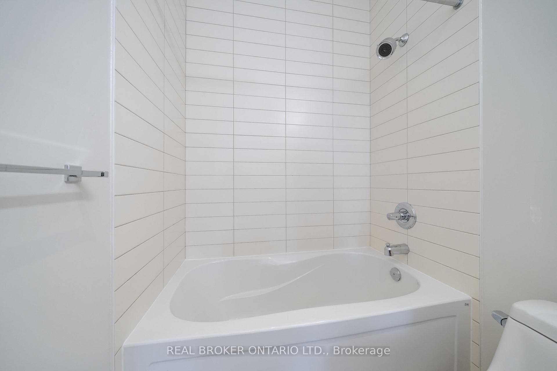 21 Balmuto Street Unit 2202 photo 28
