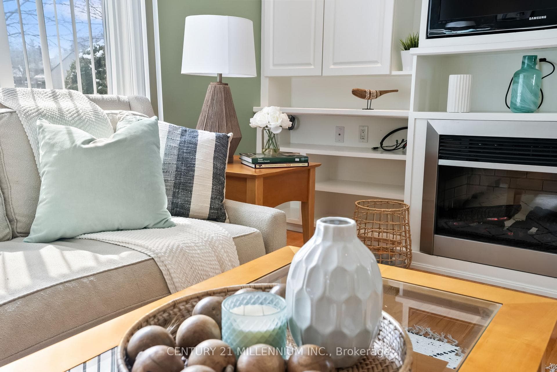 94 SHERWOOD Avenue photo 6