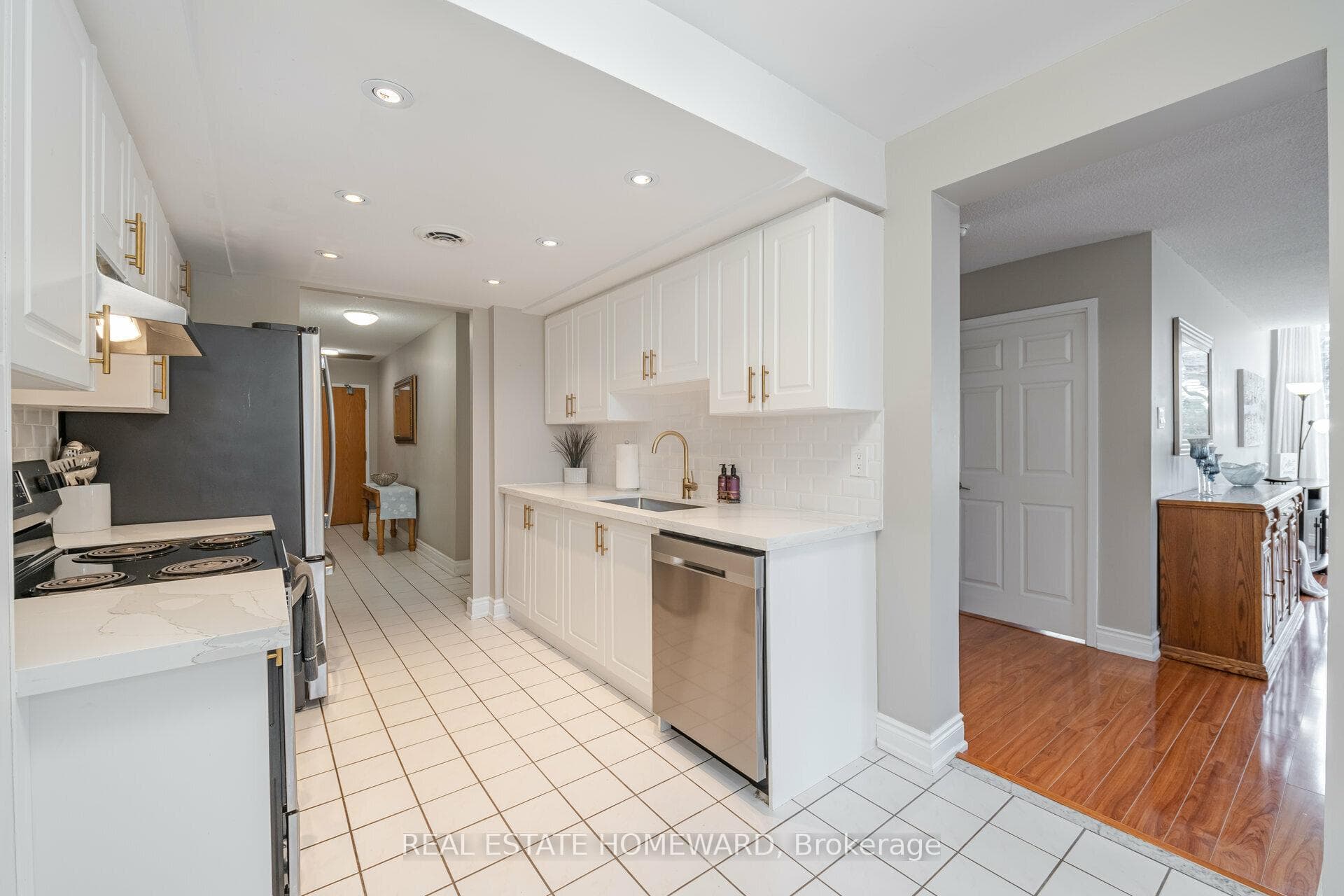 4727 Sheppard Avenue Unit 112 photo 13