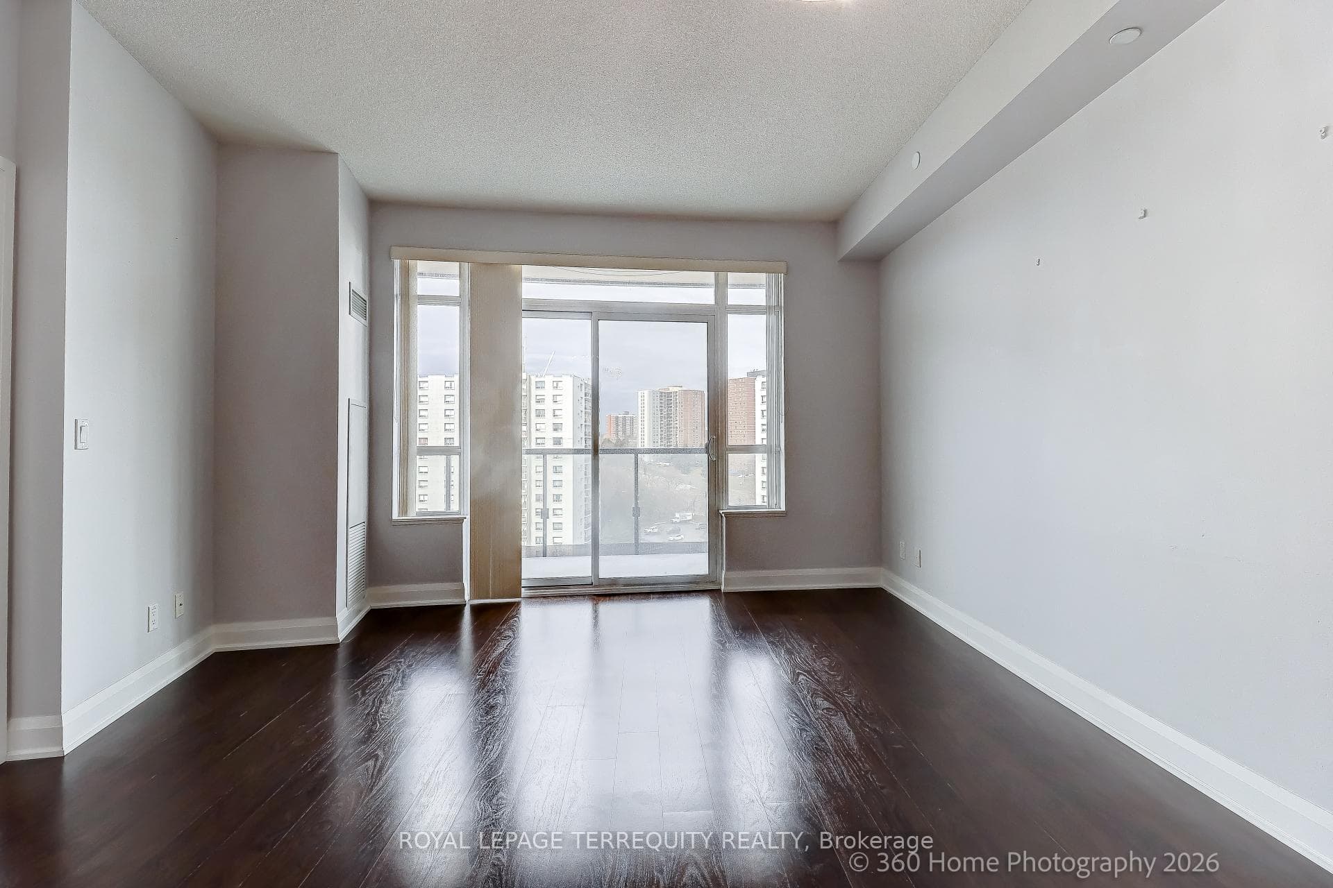 25 FONTENAY Court Unit 1006 photo 10
