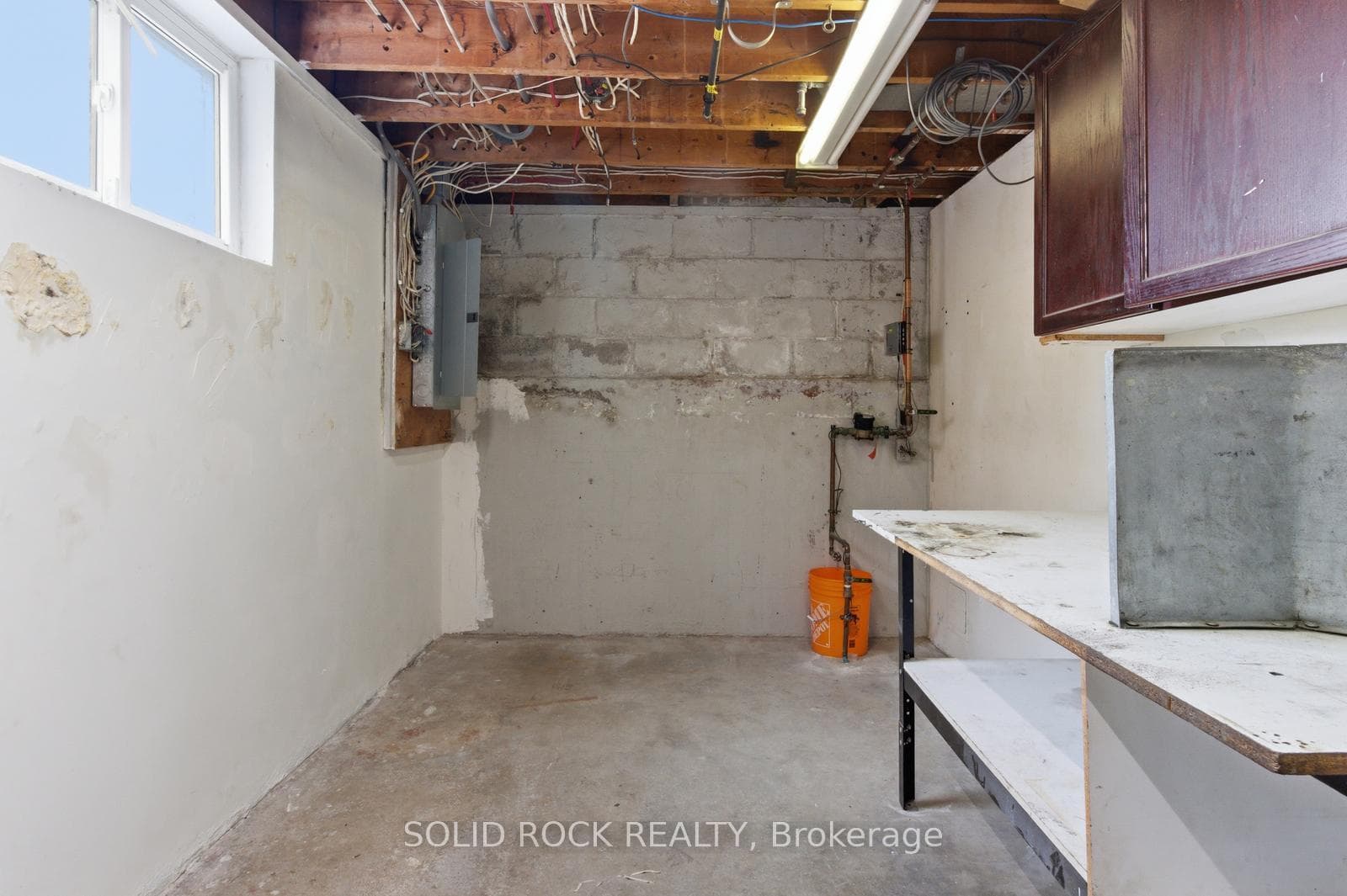 627 Upper Sherman Avenue photo 27