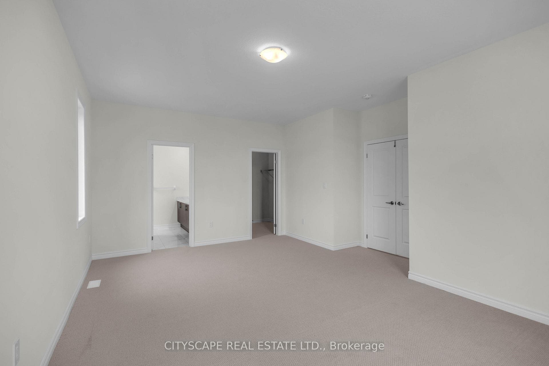 1 Southern Avenue photo 23