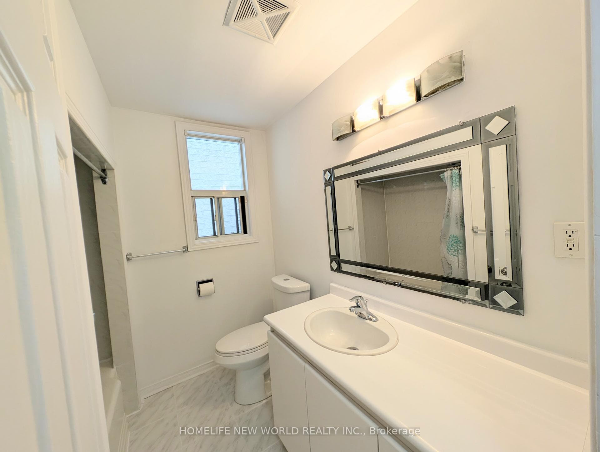 53 Dunraven Drive photo 14
