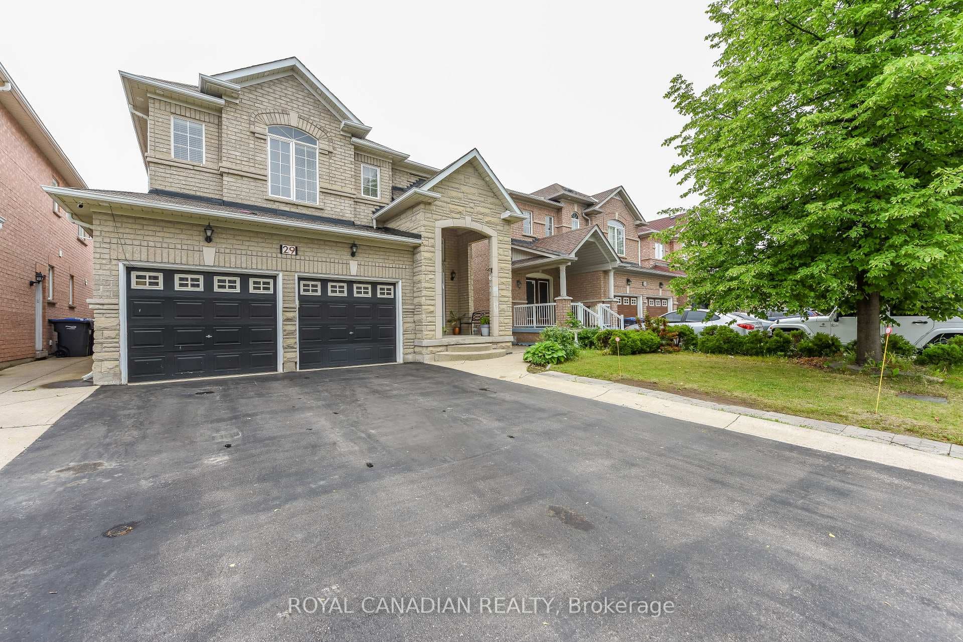 29 Dewside Drive photo 2
