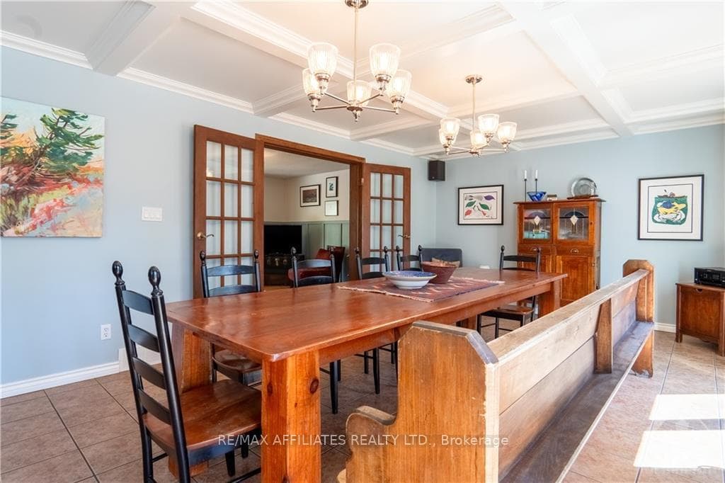 125 ALLBIRCH Road photo 10