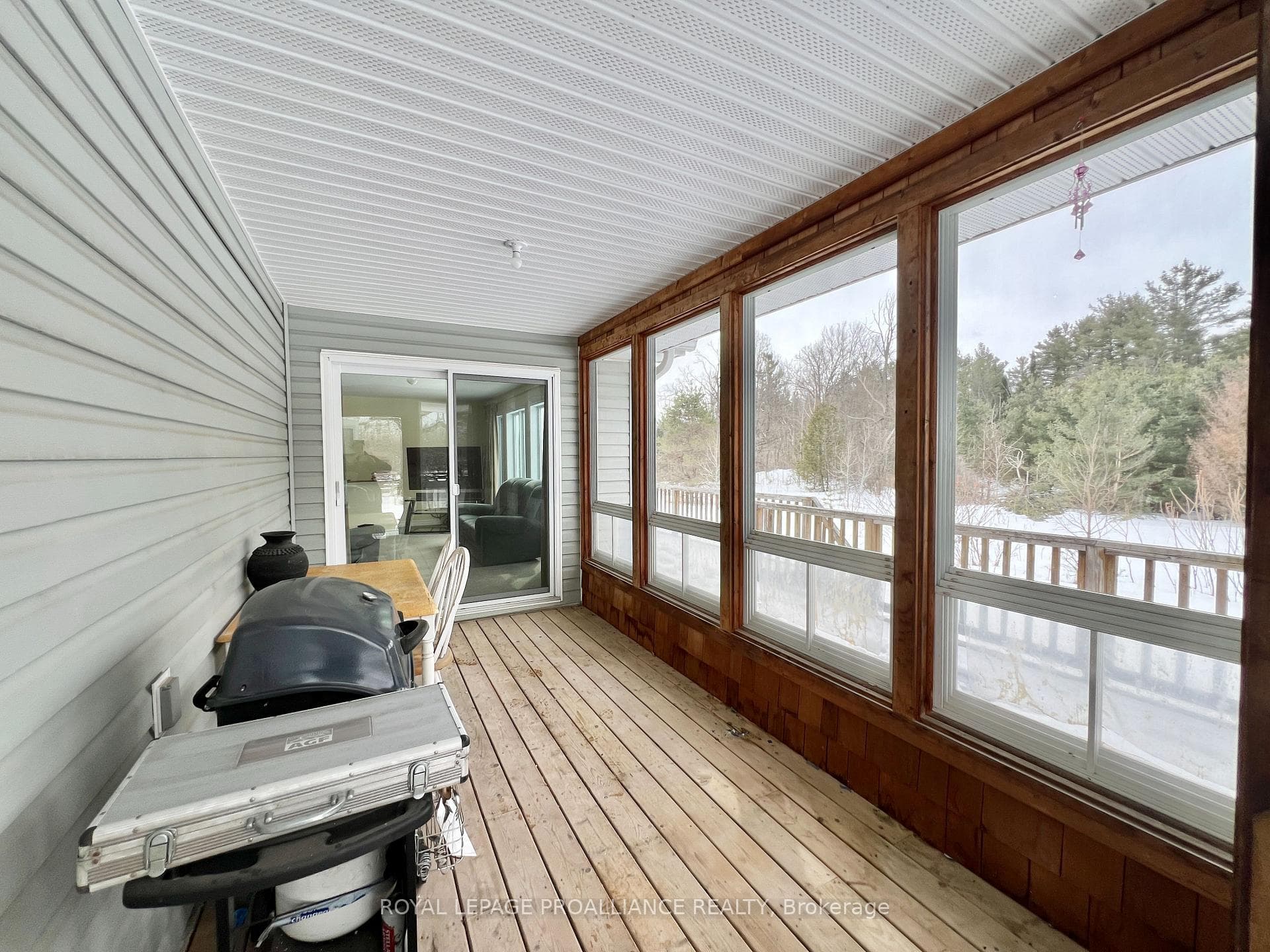1297 Barry Road photo 26