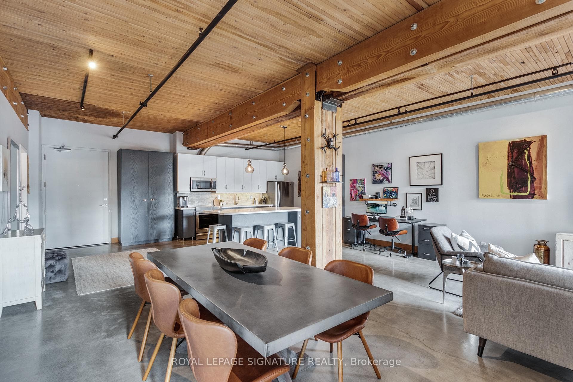 68 Broadview Avenue Unit 305 photo 12