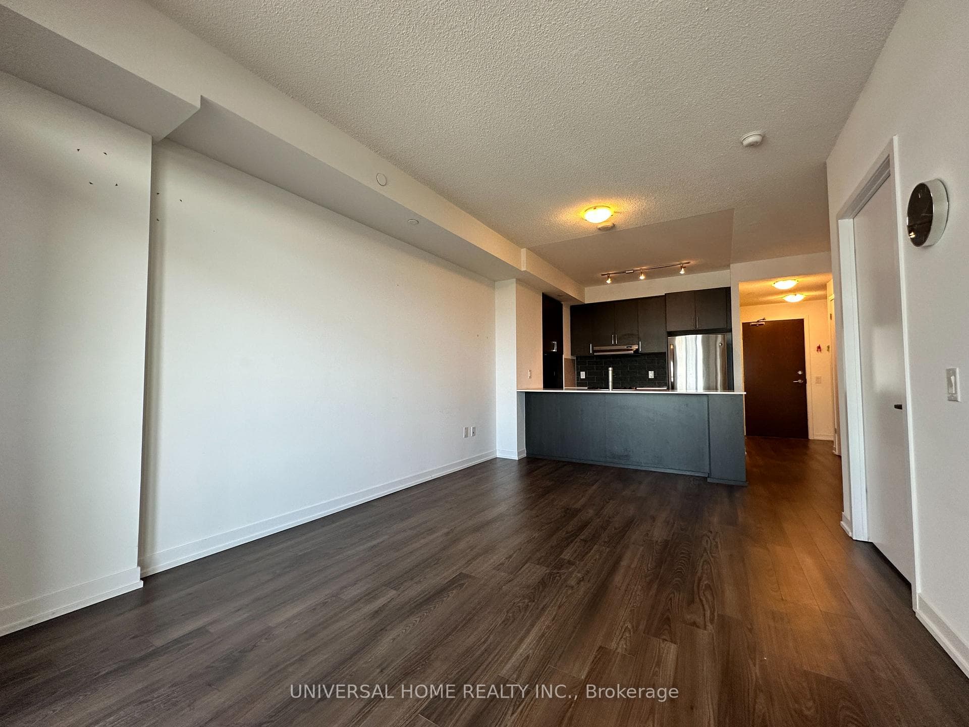2560 Eglinton Avenue Unit 1707 photo 14