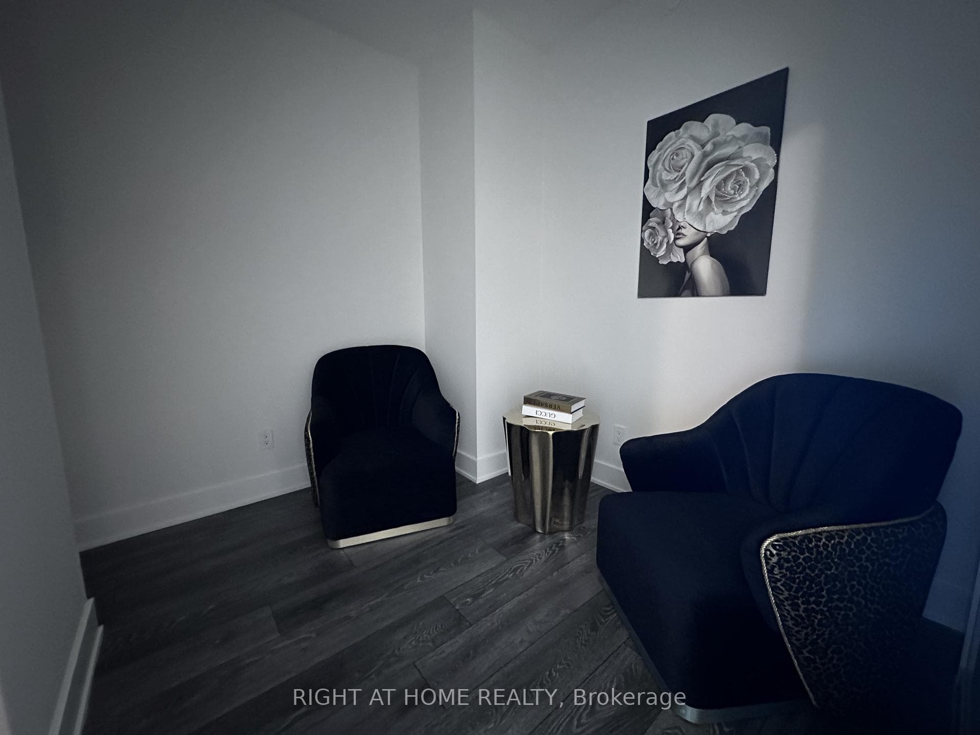 188 Fairview Mall Drive Unit 720 photo 7