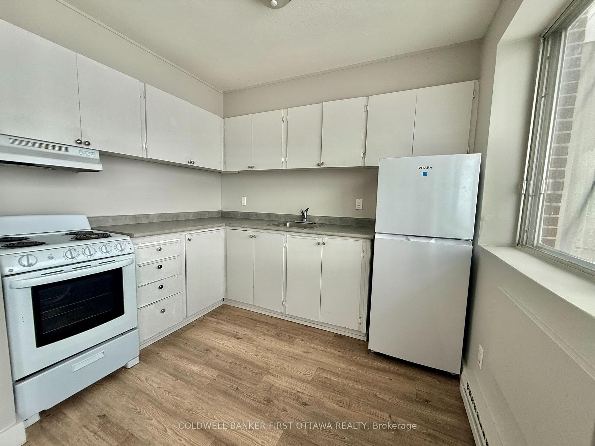 1435 Morisset Avenue Unit 605 photo 7