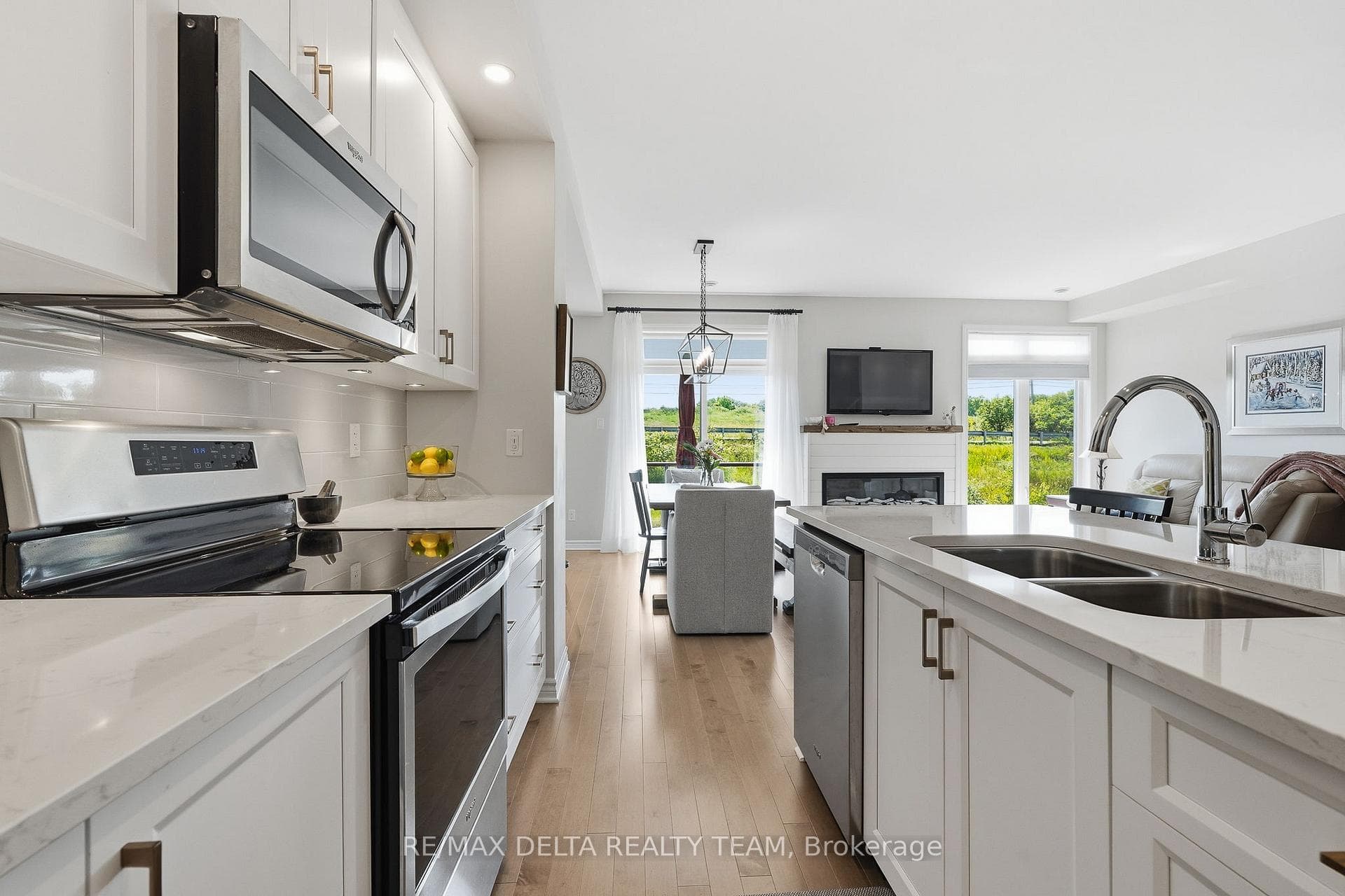 782 Cap Diamant Way photo 7