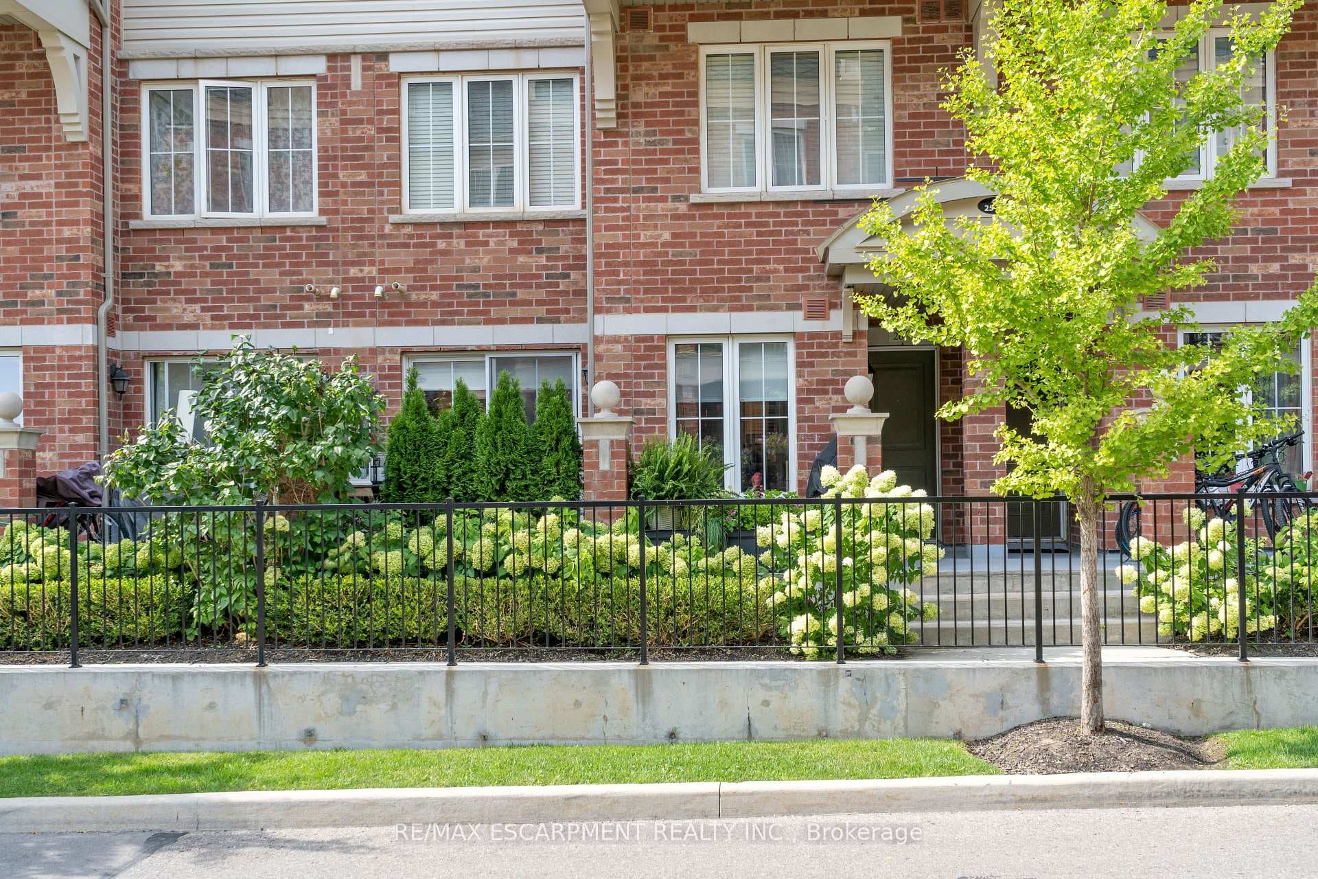 47 Hays Boulevard Unit 26 photo 1