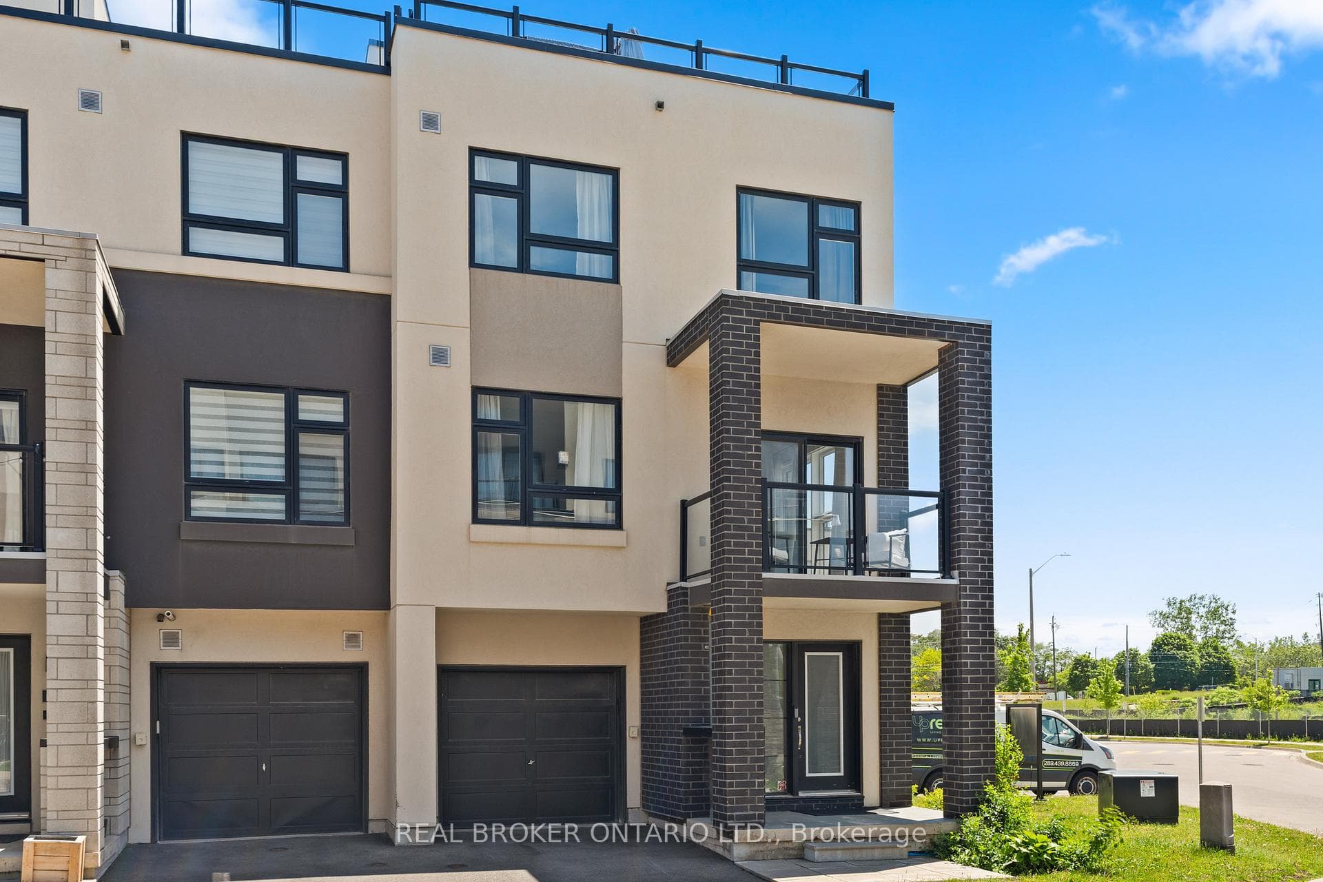 1121 Cooke Boulevard Unit 1 photo 38