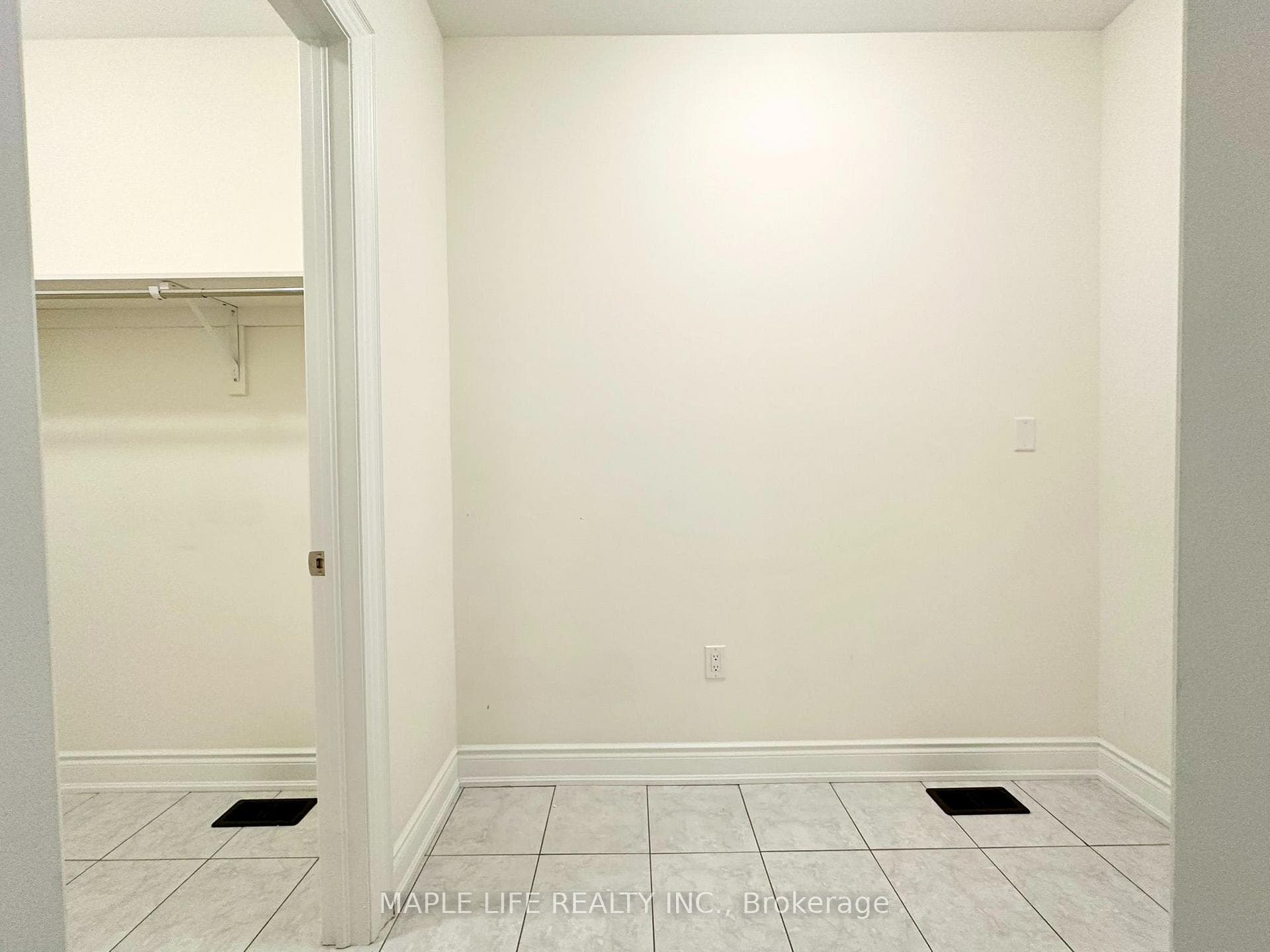 162 Rowe Street photo 17