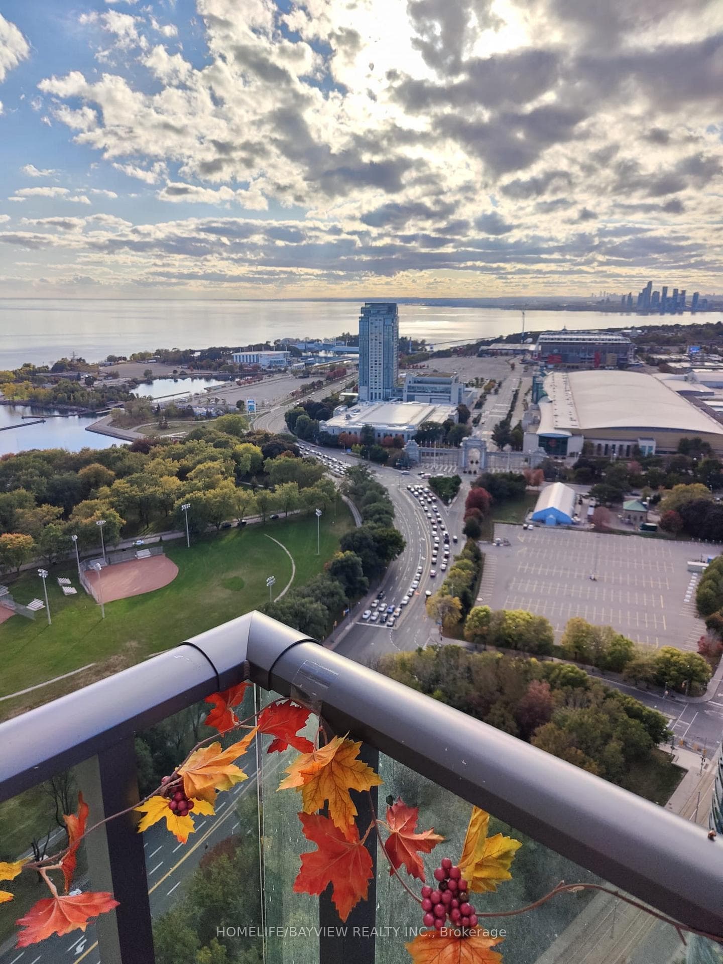 215 Fort York Boulevard Unit 3809 photo 16