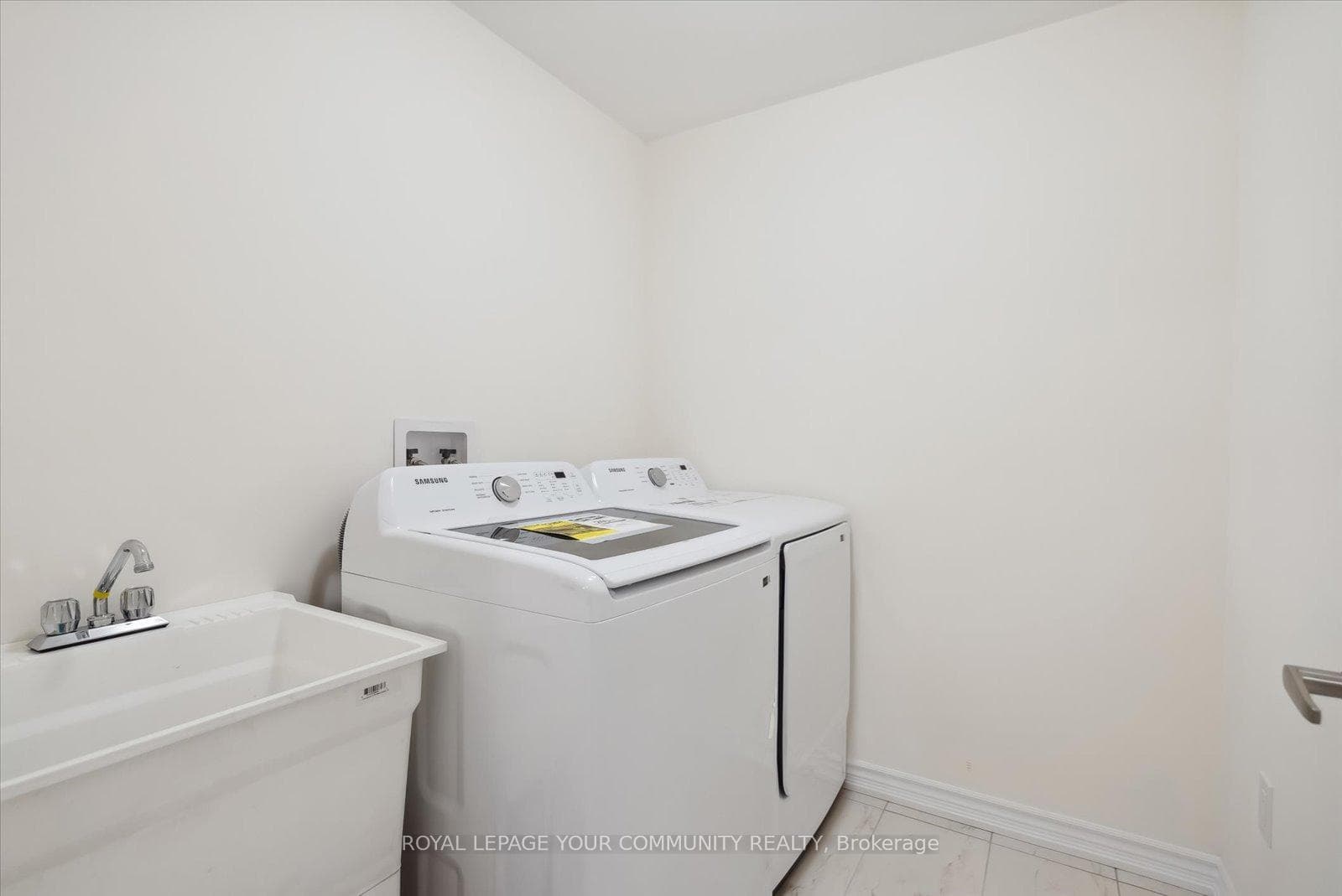 83 Sun Valley Avenue photo 32