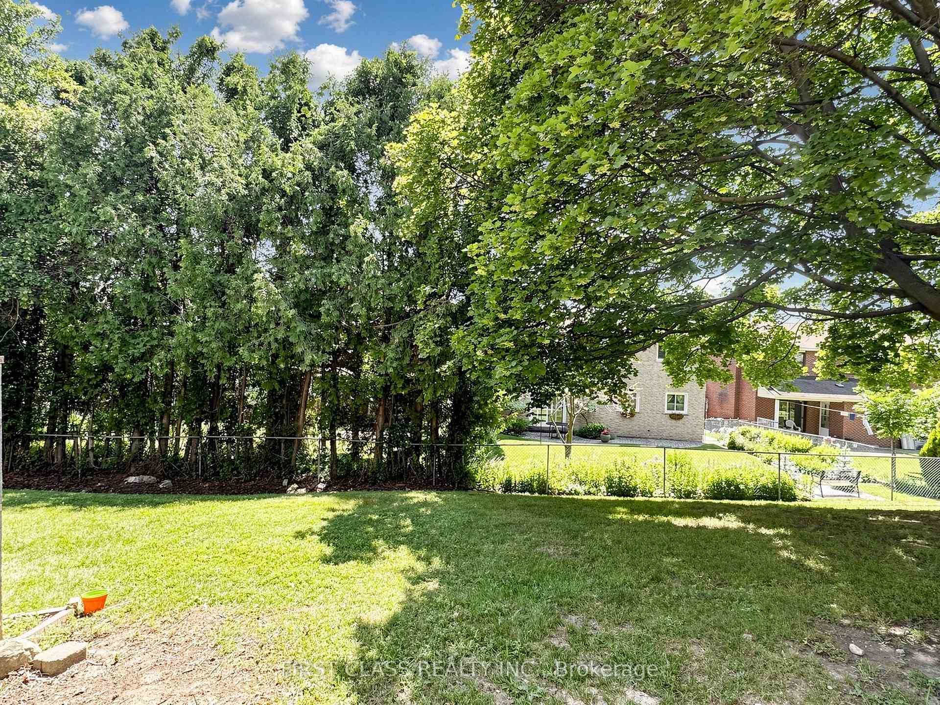 850 Huntingwood Drive Unit 38 photo 31