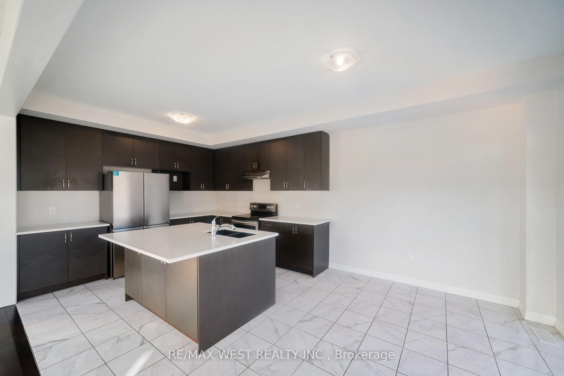297 Bismark Drive photo 13