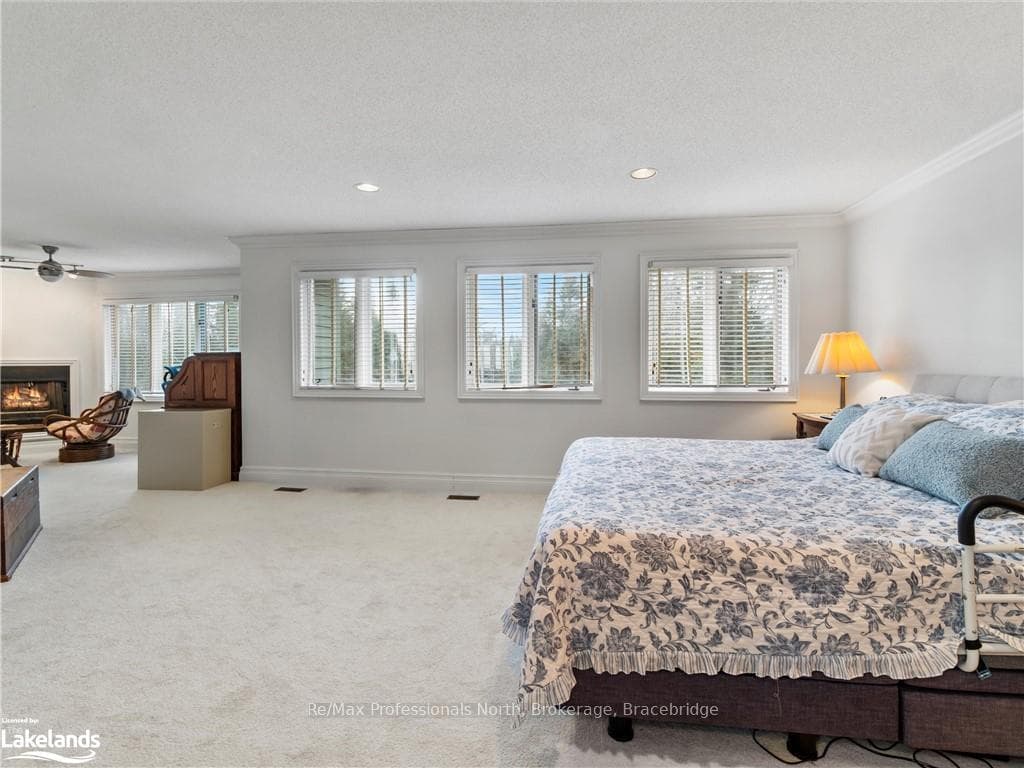 75 GLENDALE Road photo 21