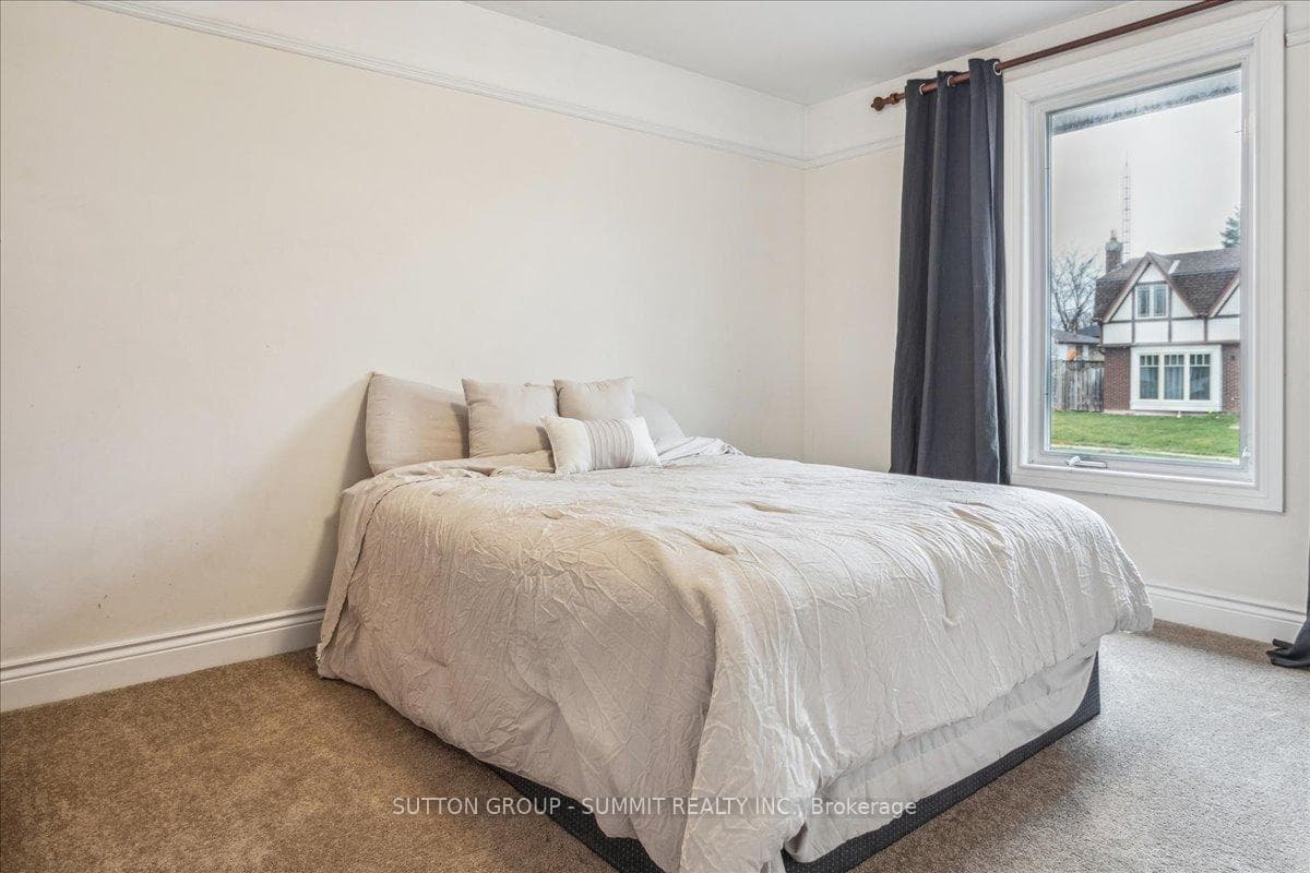 706 Laural Drive photo 22