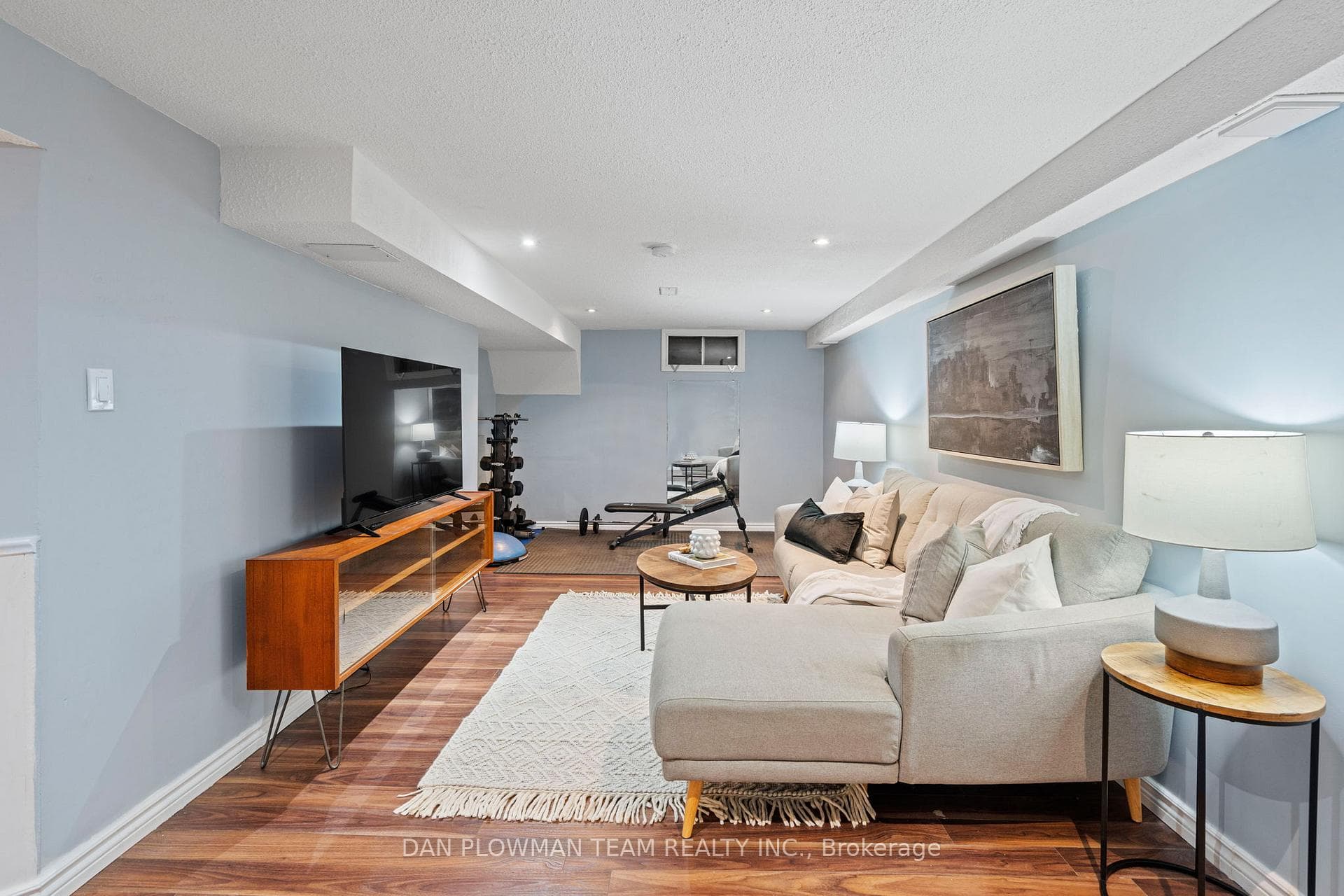 314 Dickens Drive photo 30