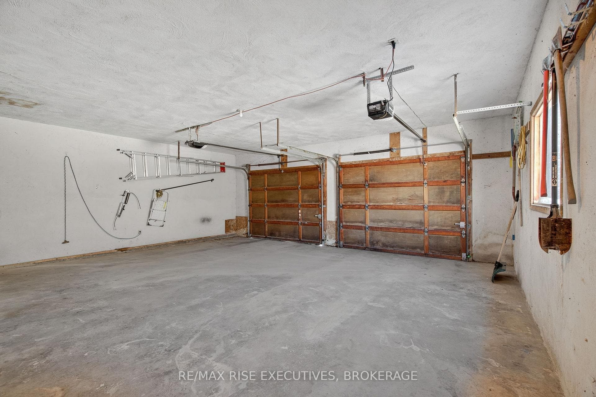 1647 Galt Street photo 34
