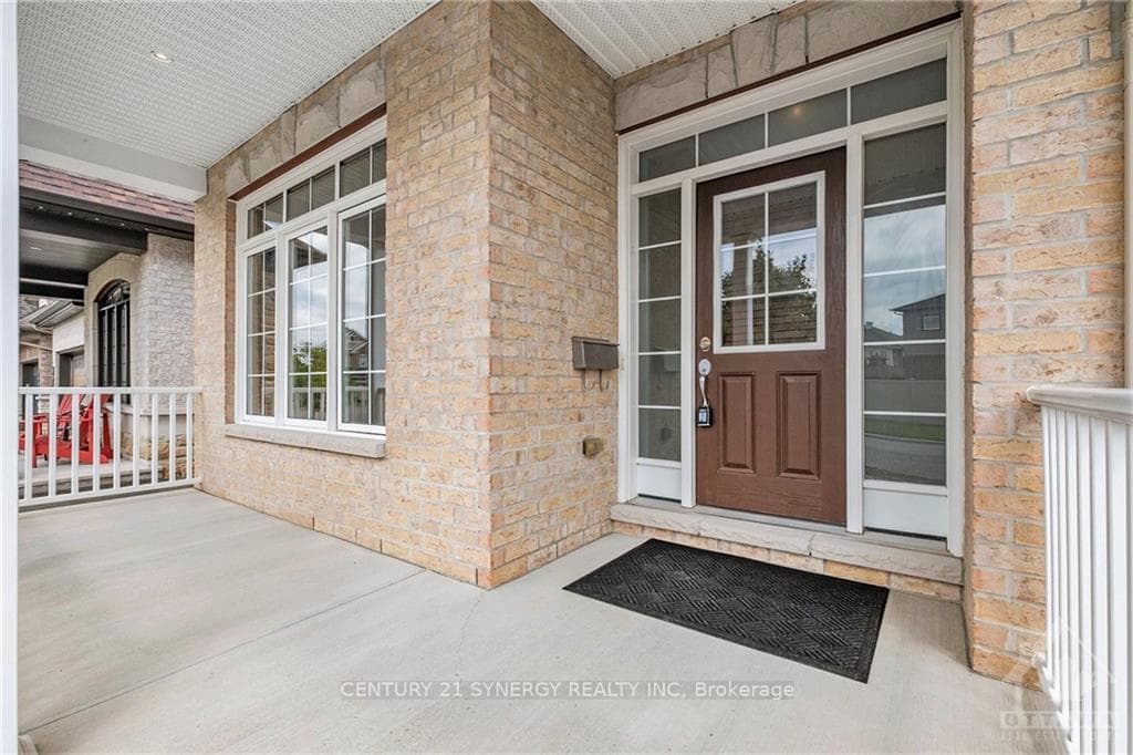 359 NESTLETON Street photo 2