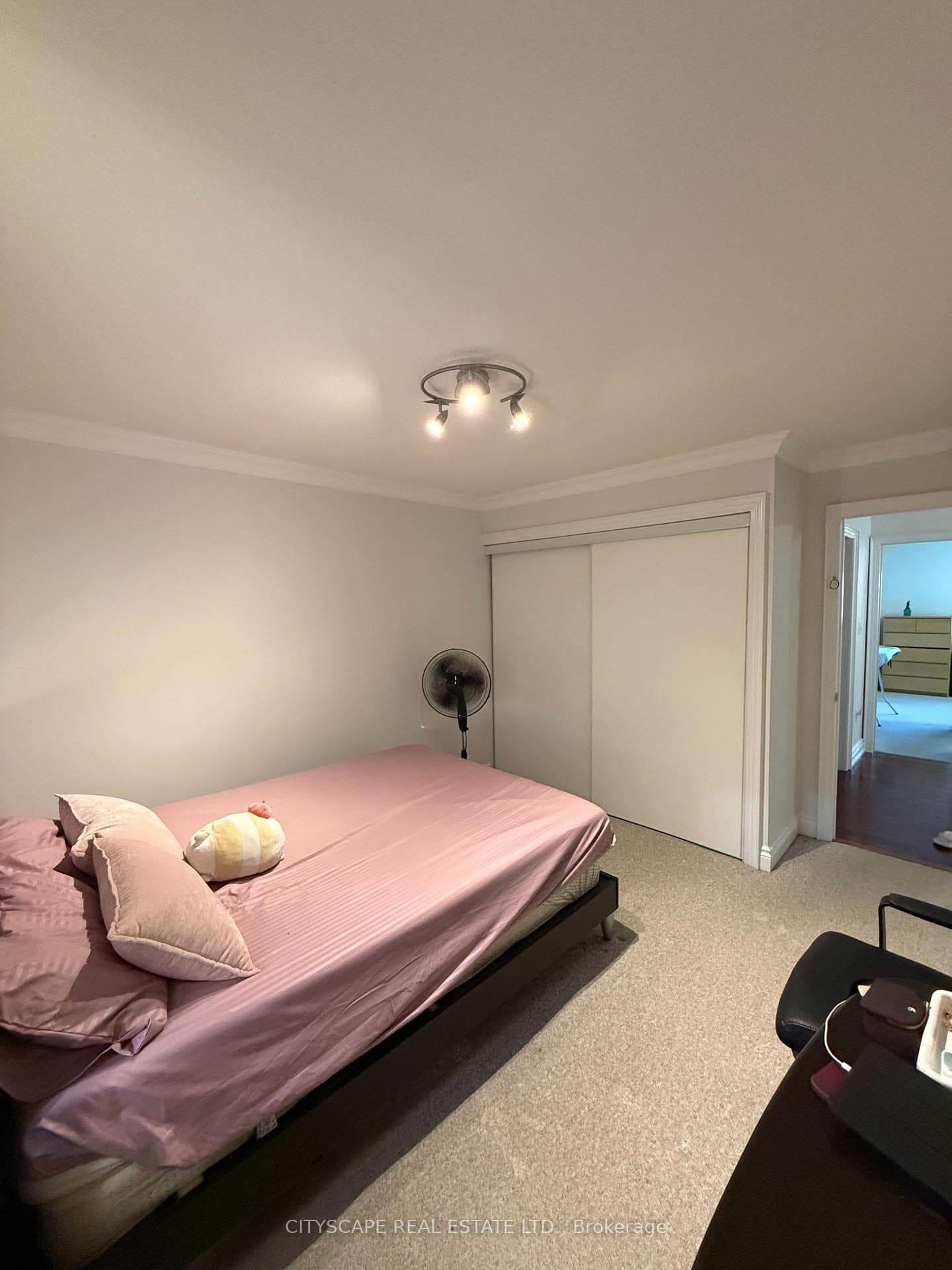 1318 Cartmer Way photo 17