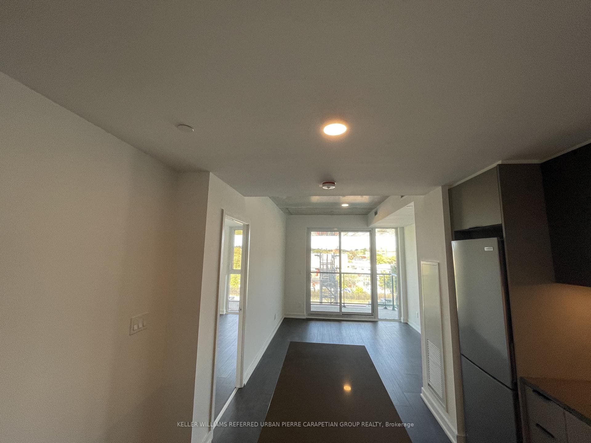 57 Brock Avenue Unit 413 photo 5