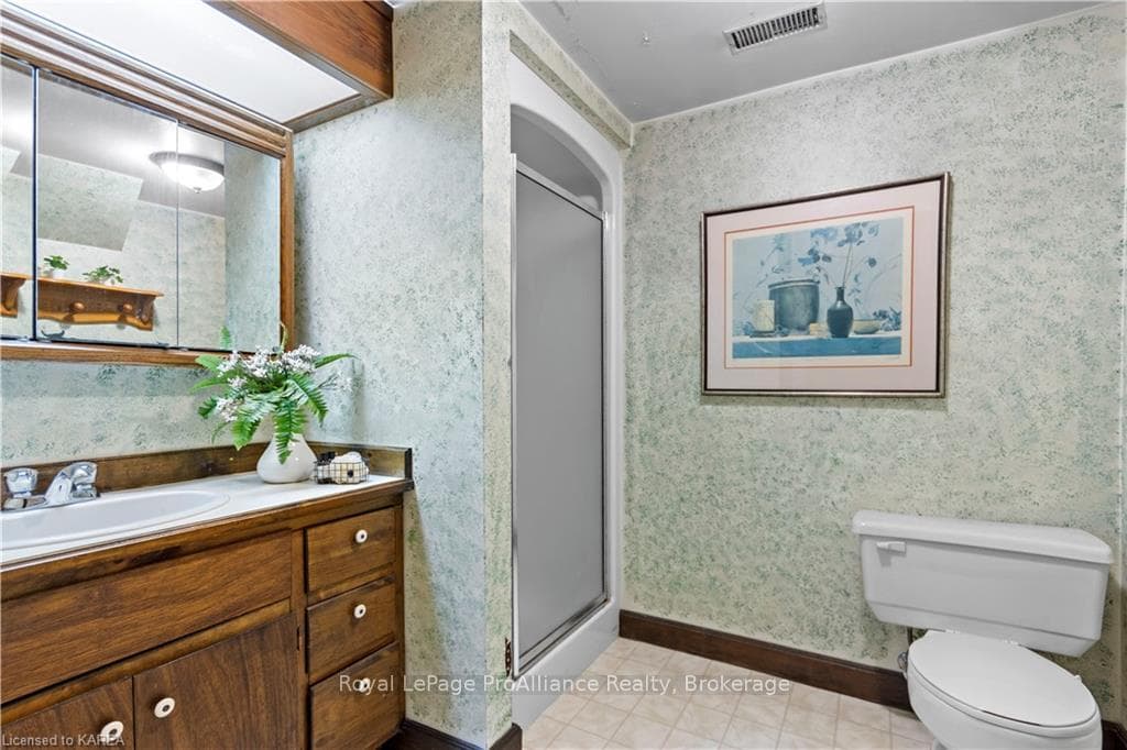 1683 JACKSON Boulevard photo 30