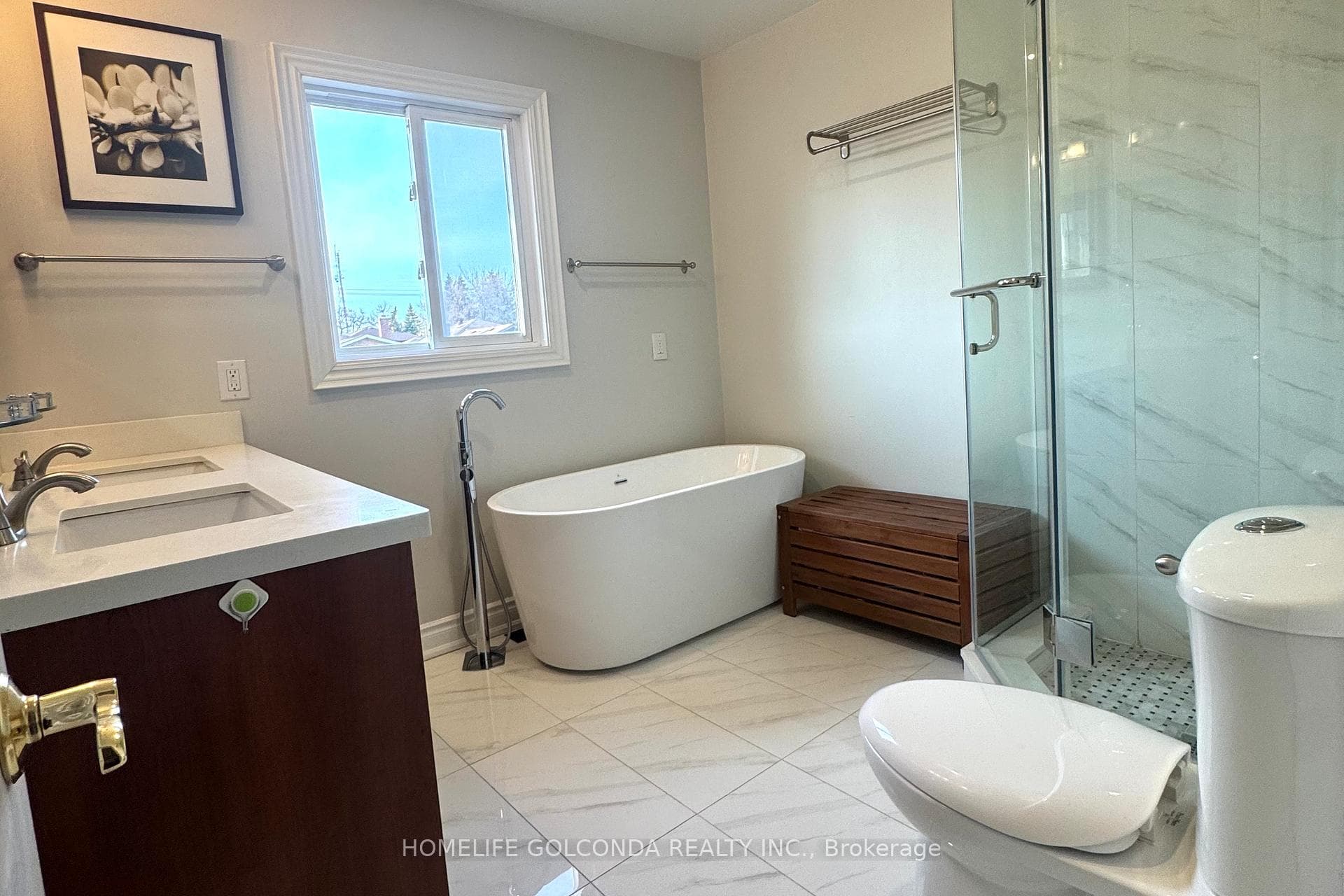 21 Belvedere Crescent photo 24