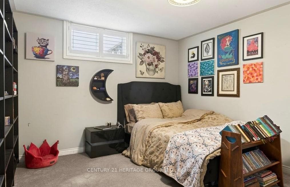 67 MacNeil Court photo 38