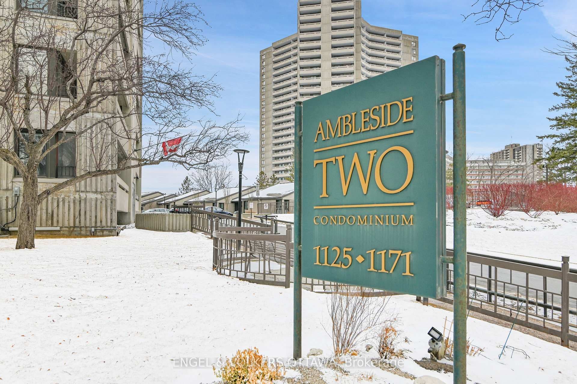 1171 Ambleside Drive Unit 709 photo 2