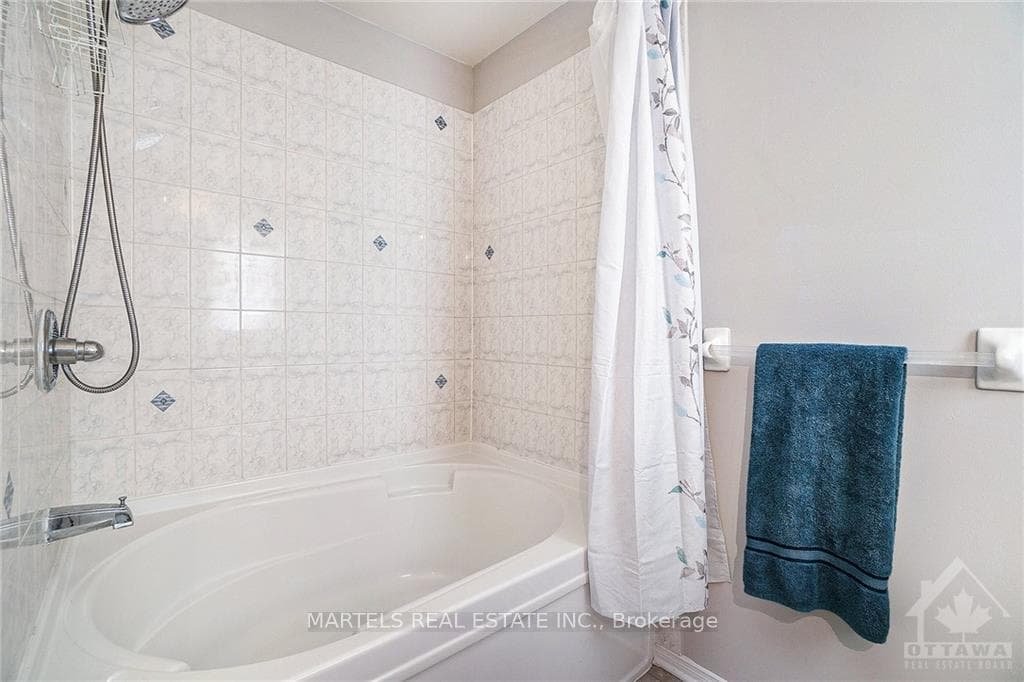 122 SHADY GROVE Street photo 11
