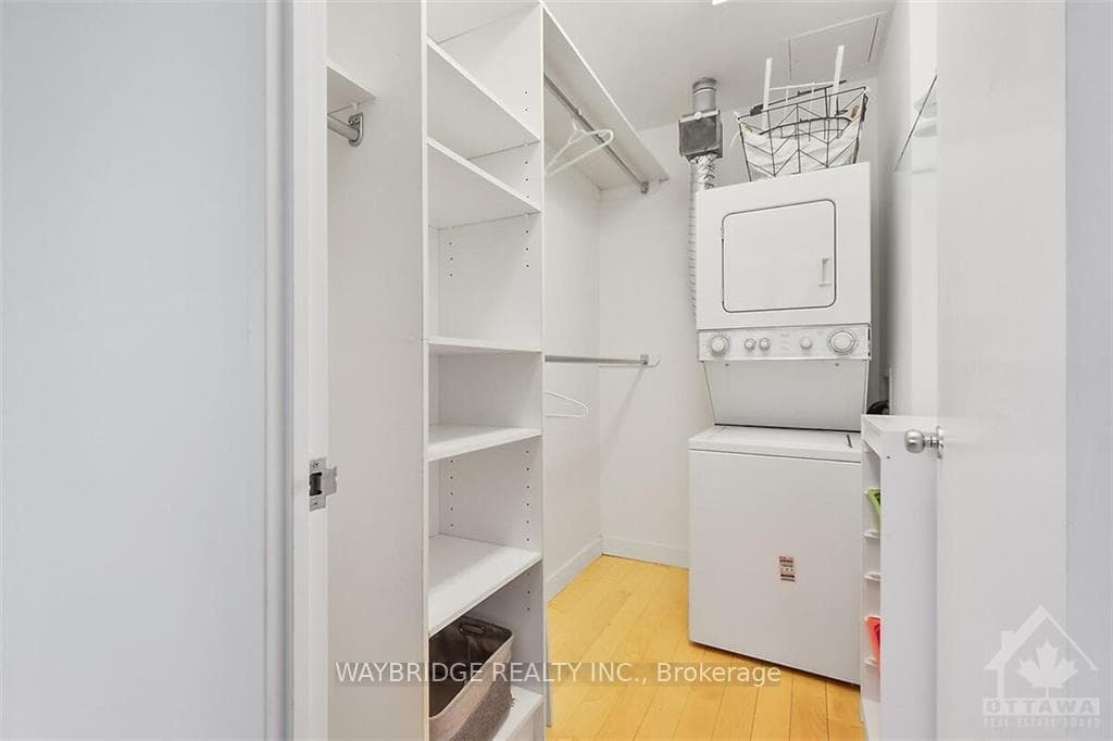 179 GEORGE Street Unit 1605 photo 22