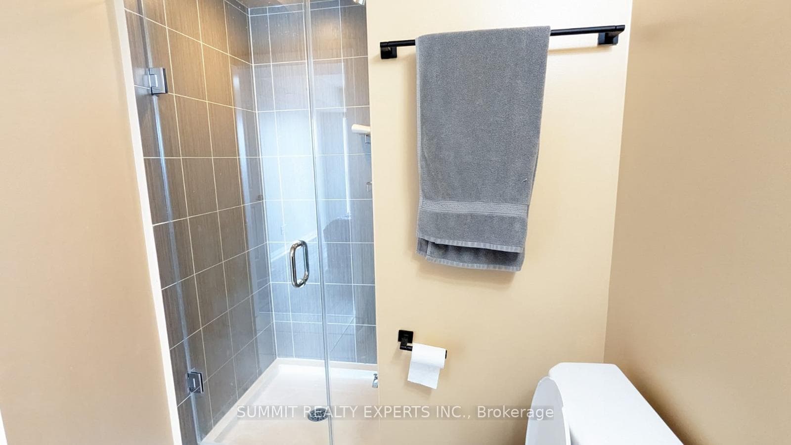 30 Meadowglen Place Unit 2103 photo 13