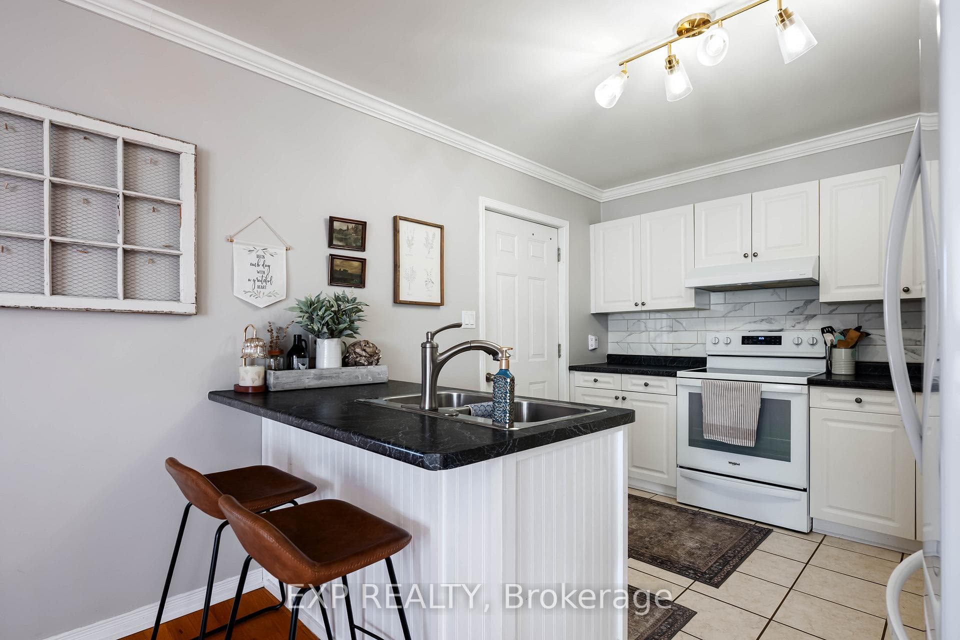 55 William Street photo 15
