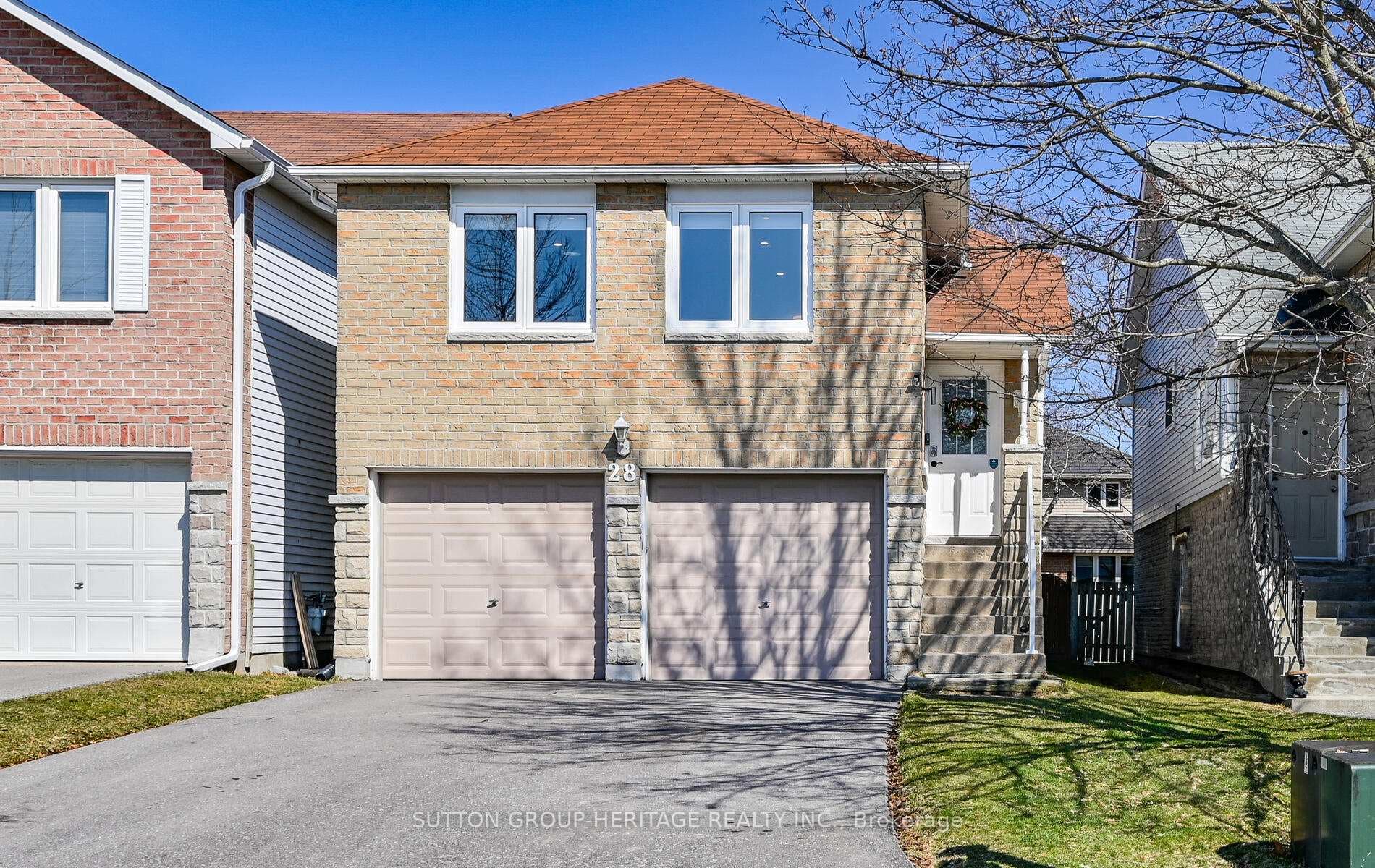 28 Empire Crescent photo 1