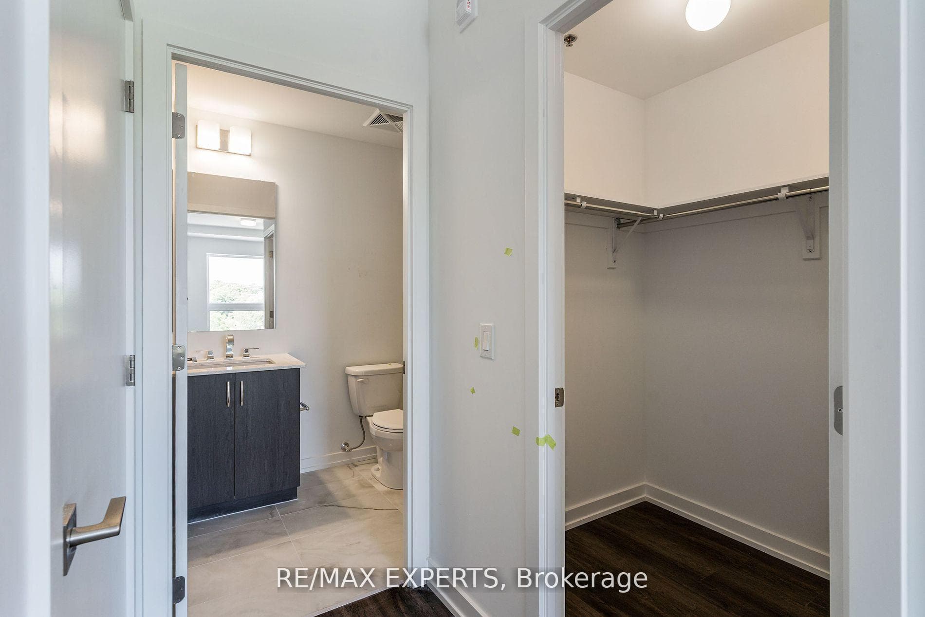 430 Essa Road Unit 303 photo 22