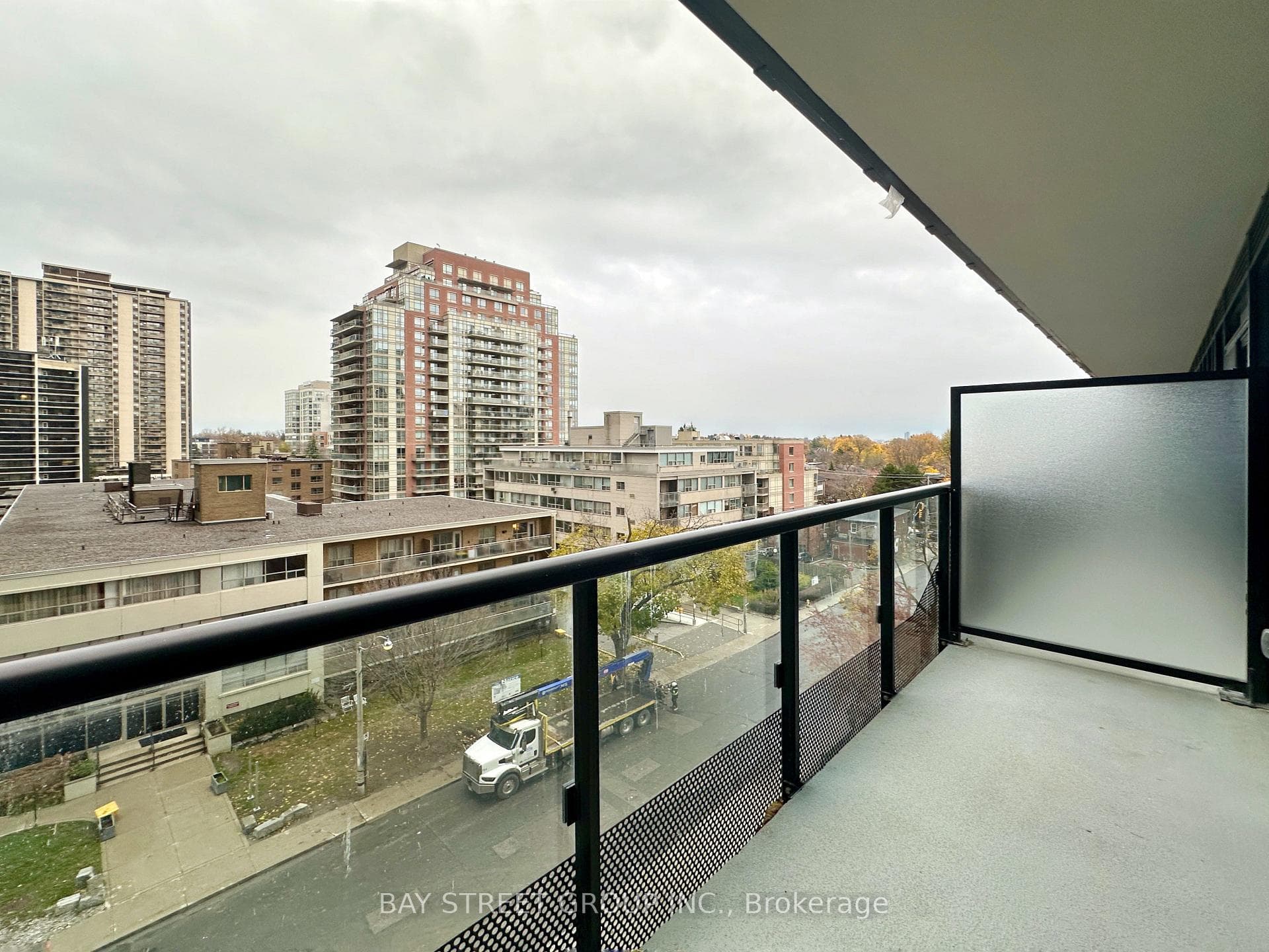 117 BROADWAY Avenue Unit 611 photo 25
